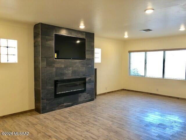 Gorgeous fully remodeled in Central Tucson - Pre Lease August 2026: This recently remodeled 3-bedroom, 2-bath home offers modern, luxury living in a centrally located Tucson neighborhood. The new kitchen features stainless steel appliances and contemporary finishes, complemented by in-unit washer and dryer for convenience. Thoughtful updates throughout create a bright, comfortable layout ideal for those seeking an upgraded, move-in-ready residence. Available for pre-lease beginning August 2026.
