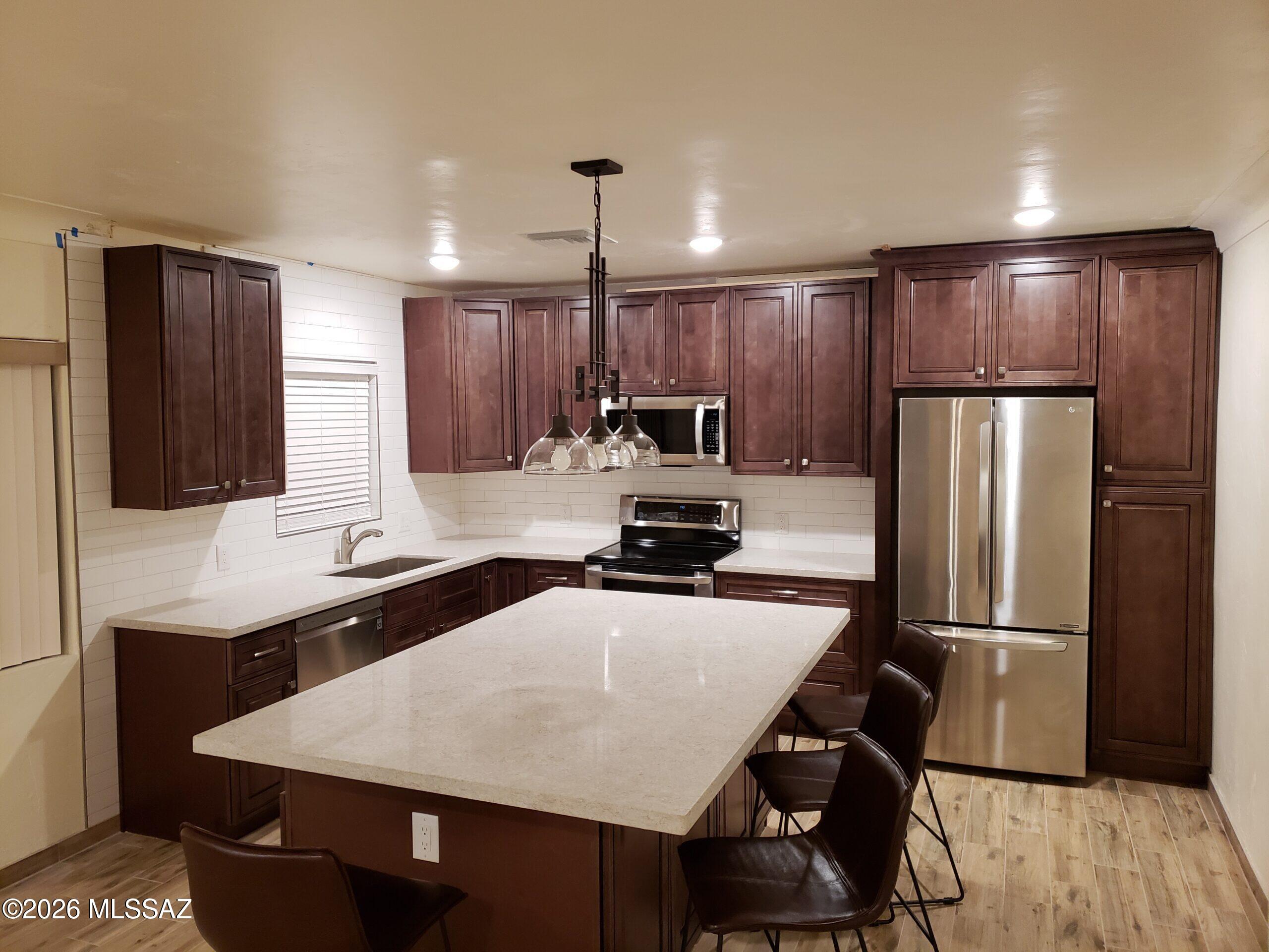 El Montevideo Estates - Residential Lease