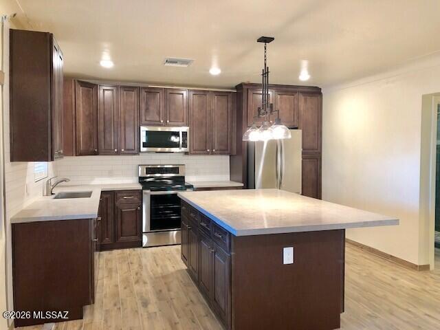 El Montevideo Estates - Residential Lease