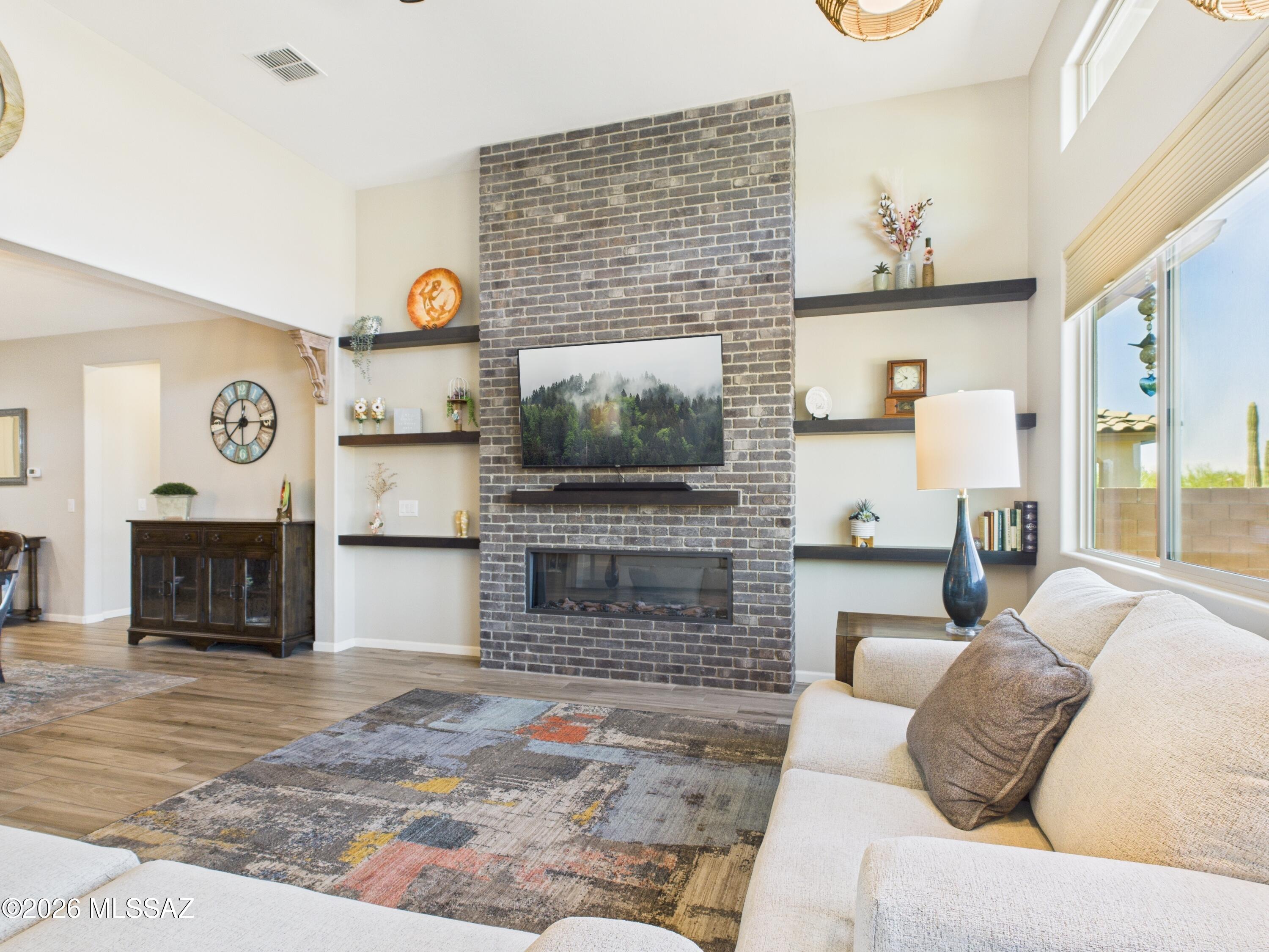 Golden Barrel Place At Dove Mountain SQ20141710079 - Residential