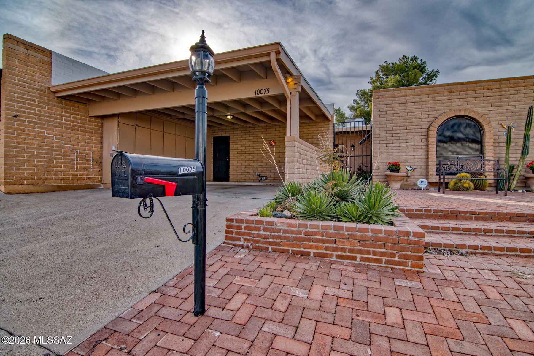 Oro Valley Townhouses (47-52, 58-91) - Residential