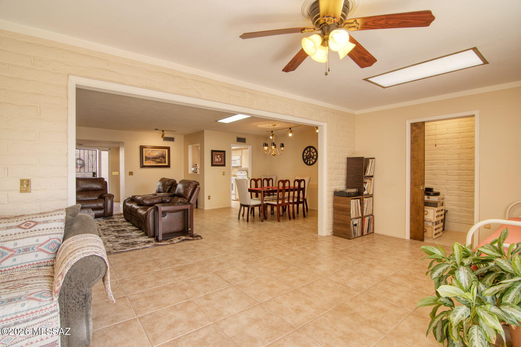 Oro Valley Townhouses (47-52, 58-91) - Residential