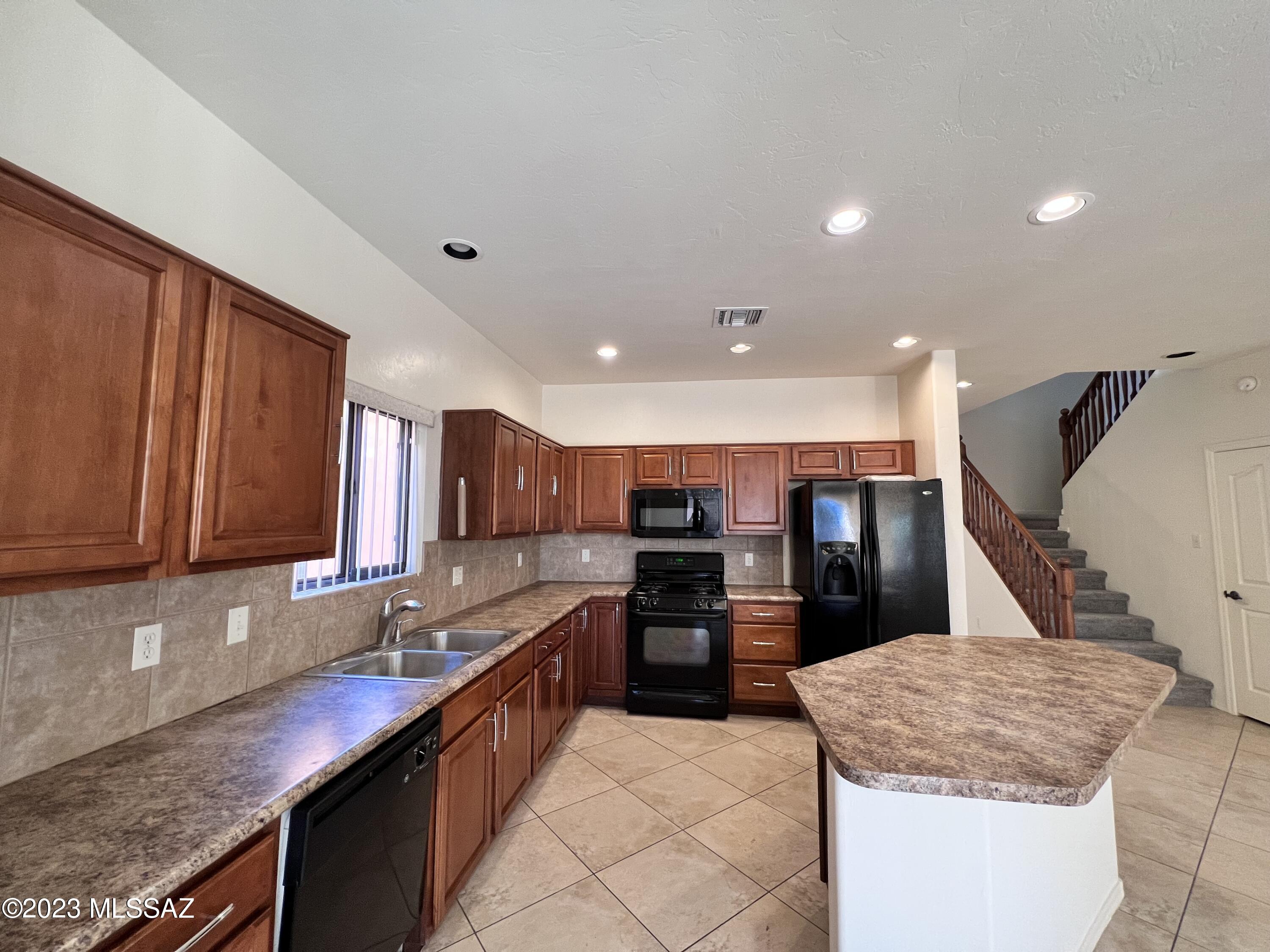 Villas at Dos Hombres II (1-12) - Residential Lease