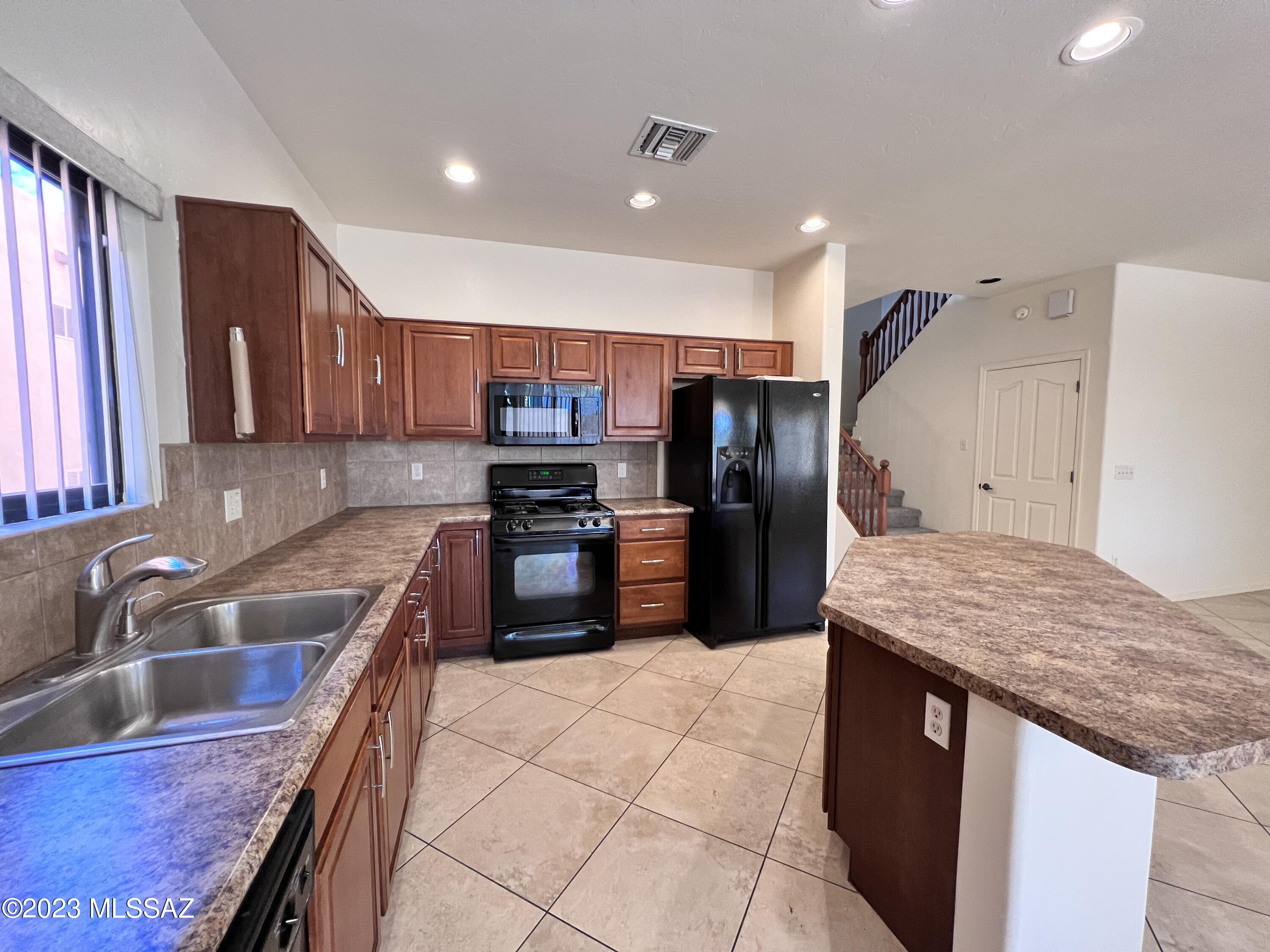 Villas at Dos Hombres II (1-12) - Residential Lease