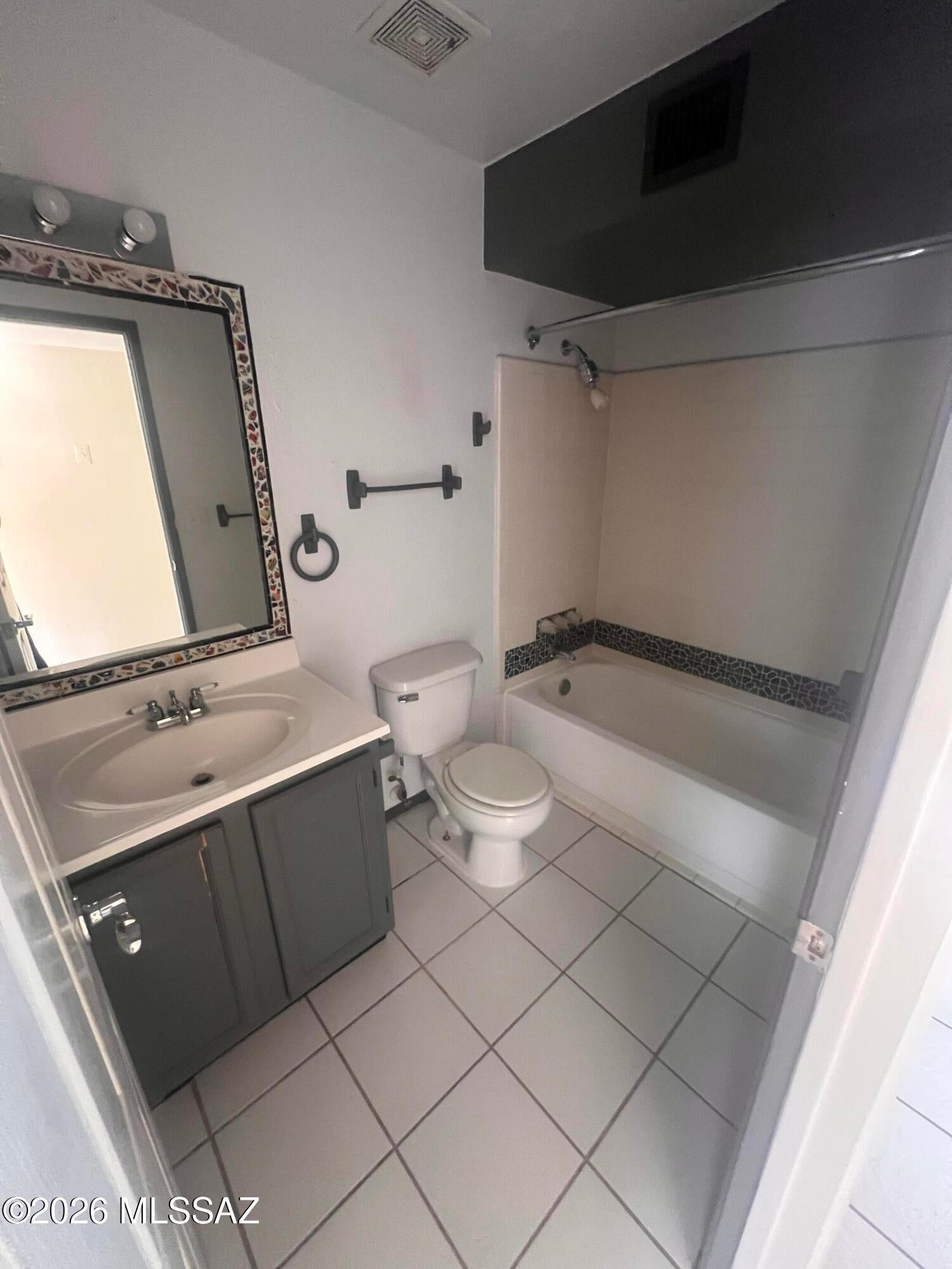 Tucson Park West NO. 2 (1-84) - Residential Lease