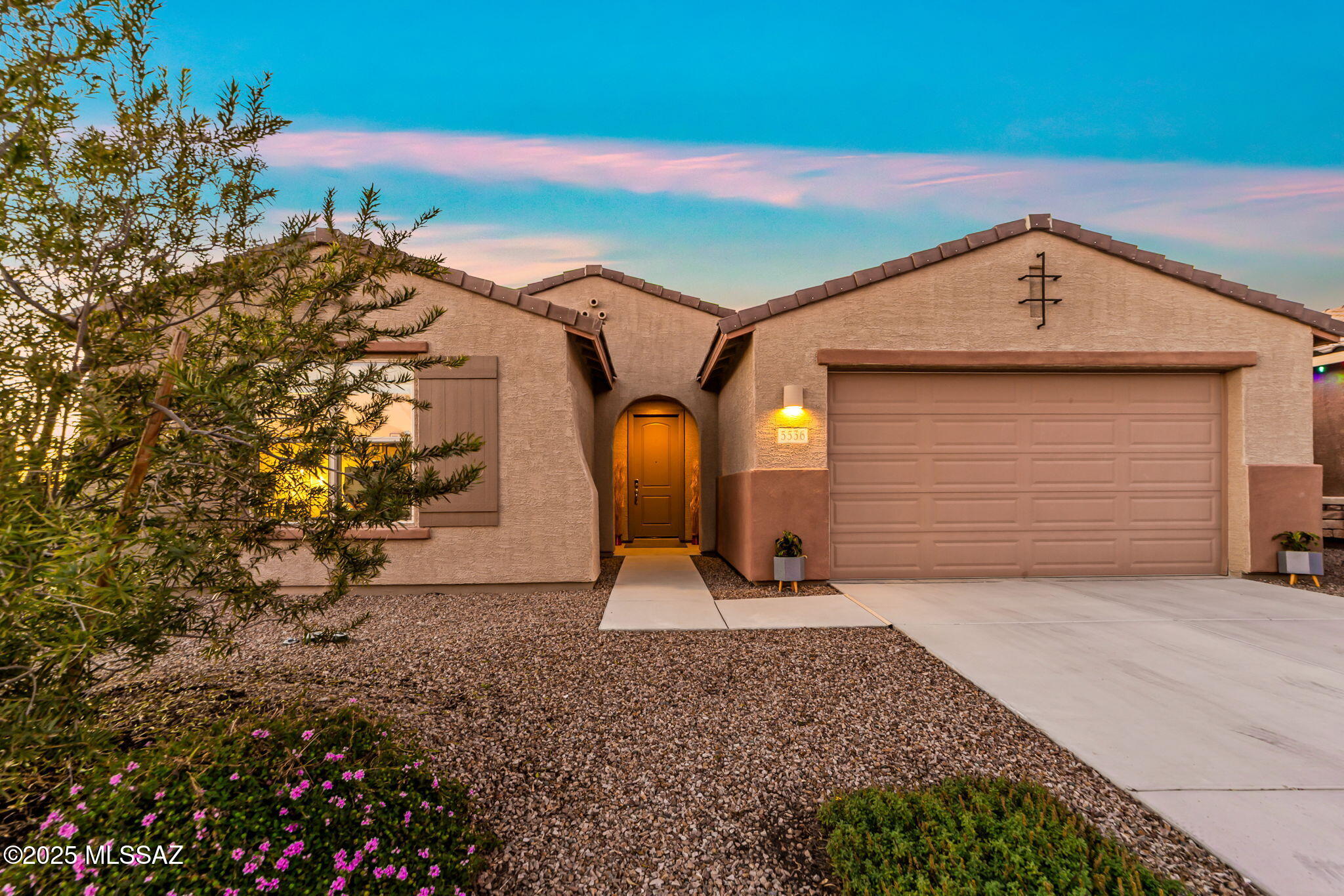 Twin Peaks and Lambert Lane - Residential