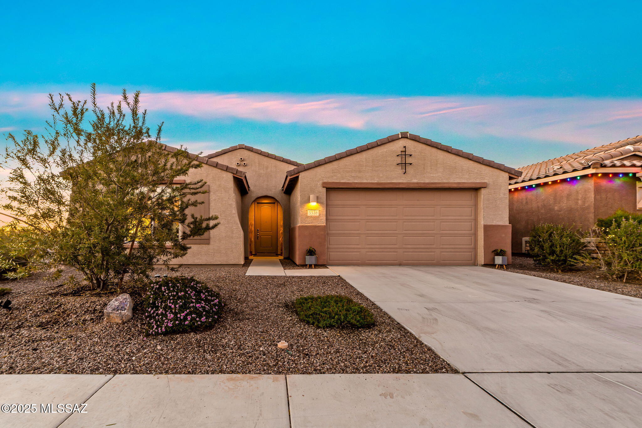 Twin Peaks and Lambert Lane - Residential