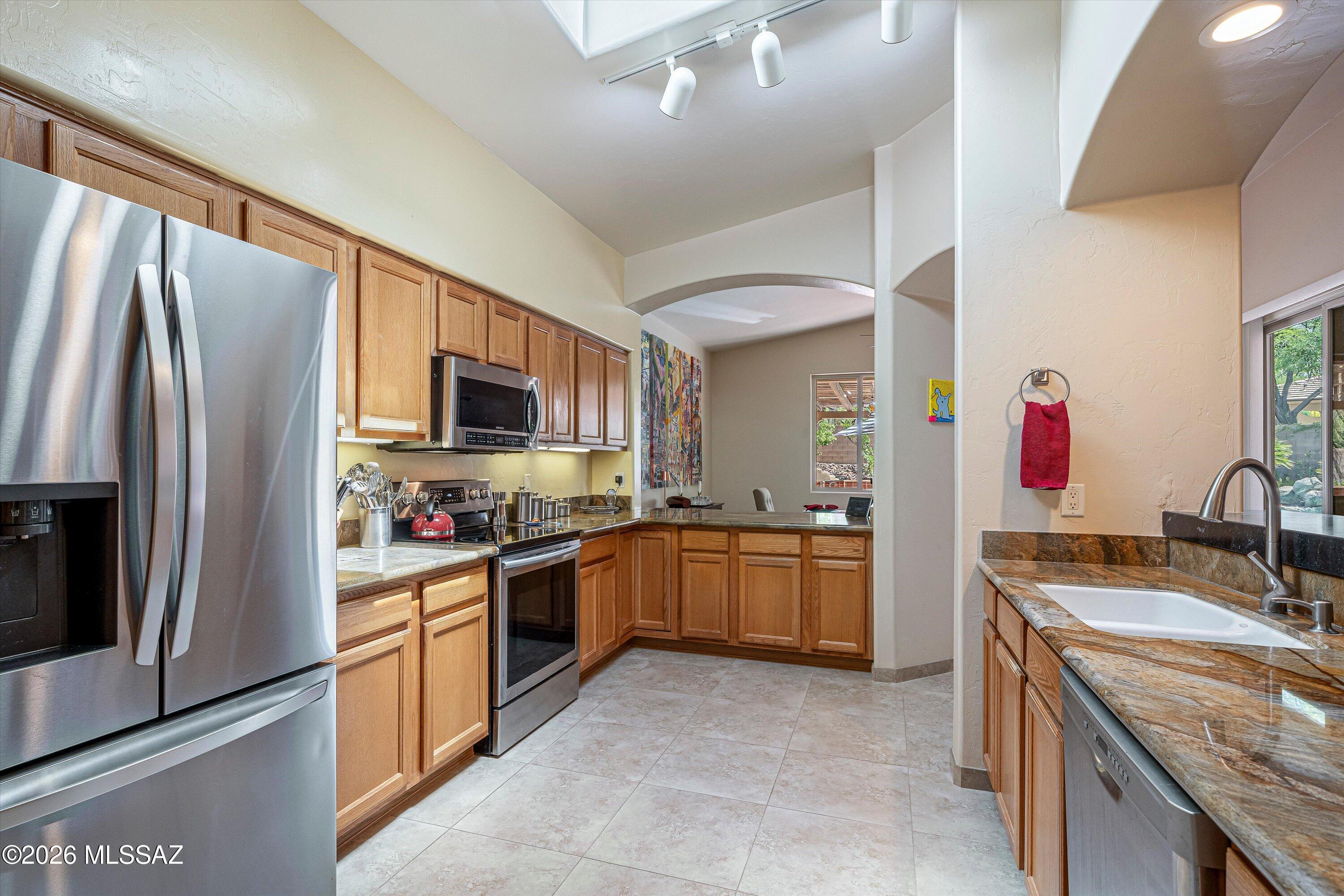 Bluffs At Dove Mountain (1-122) - Residential