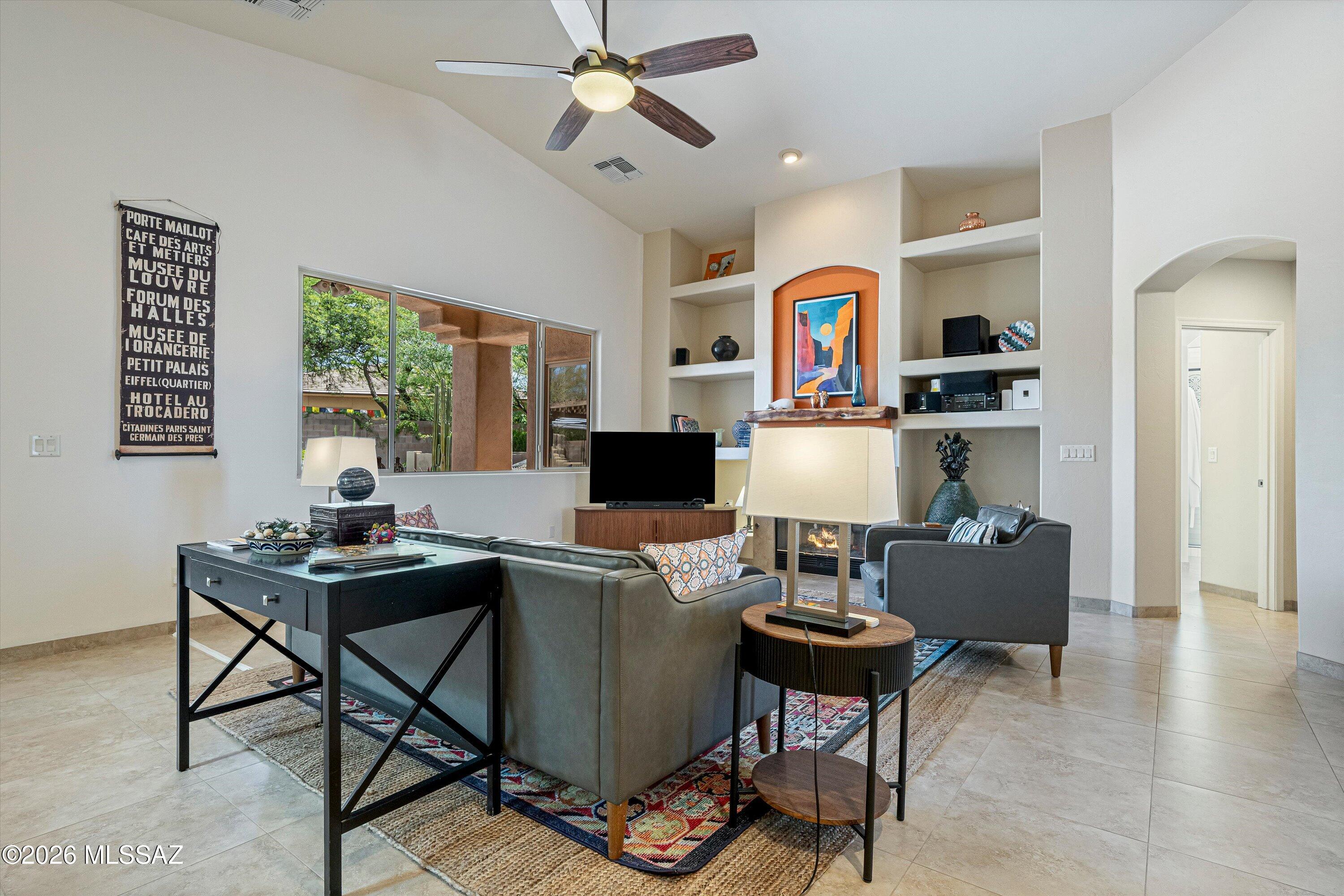 Bluffs At Dove Mountain (1-122) - Residential