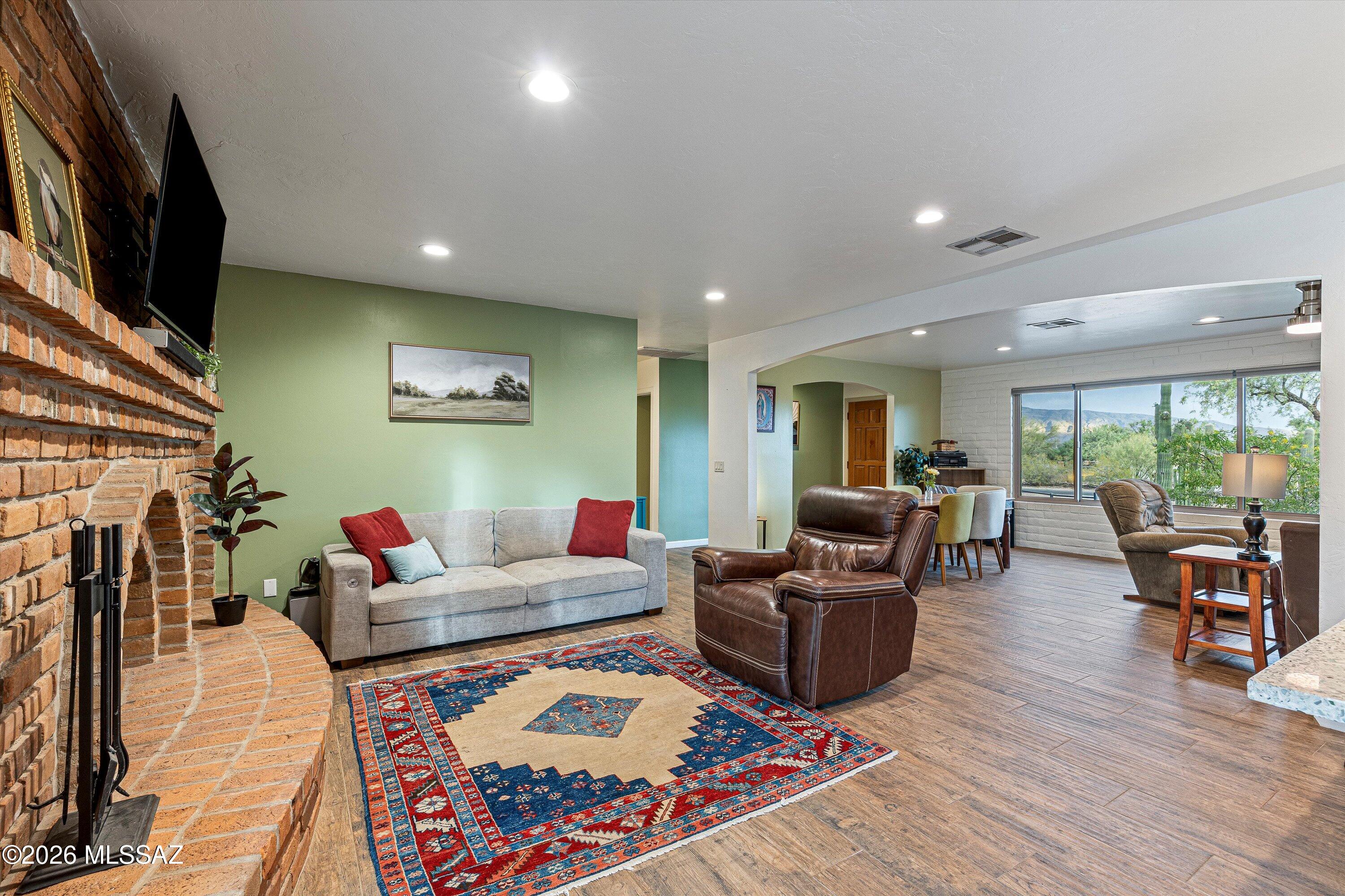 La Bella Vista (1-80) - Residential