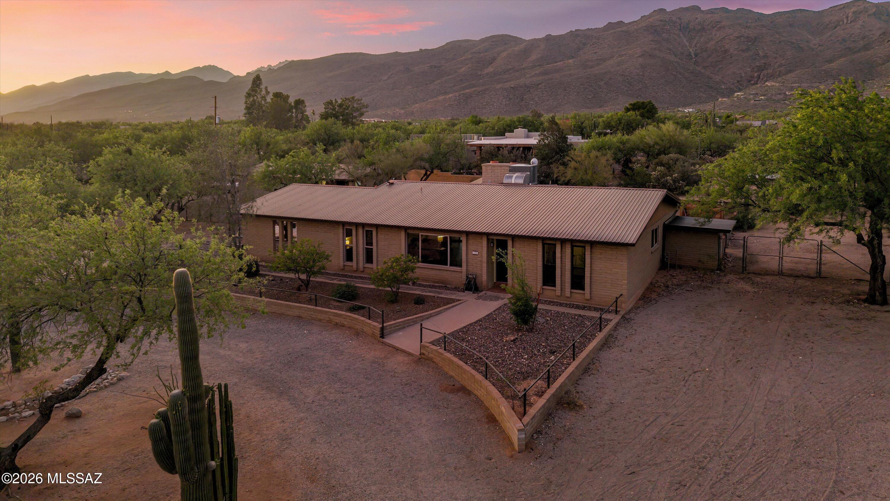 La Bella Vista (1-80) - Residential