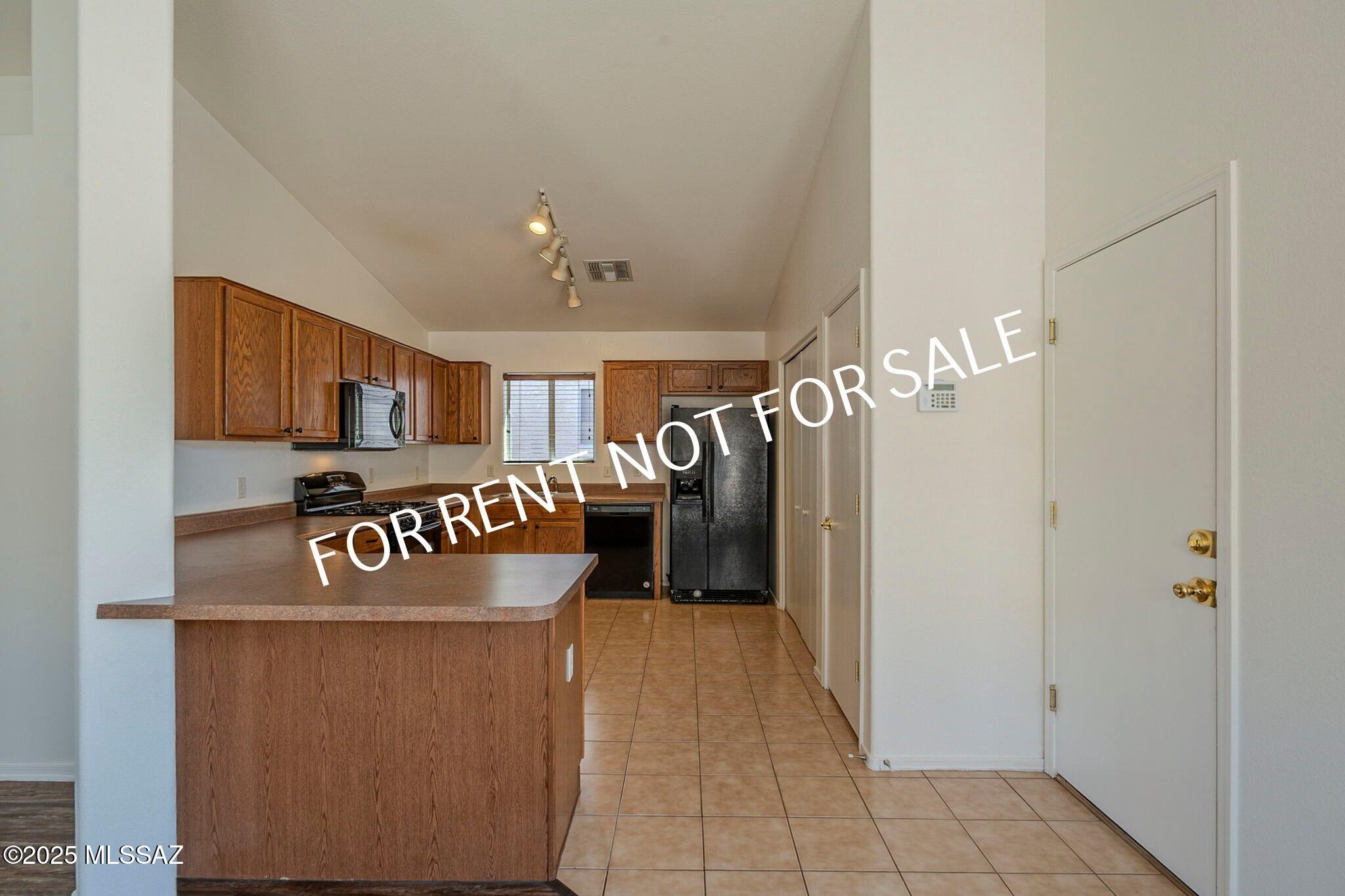 Desert Stone (1-260) - Residential Lease