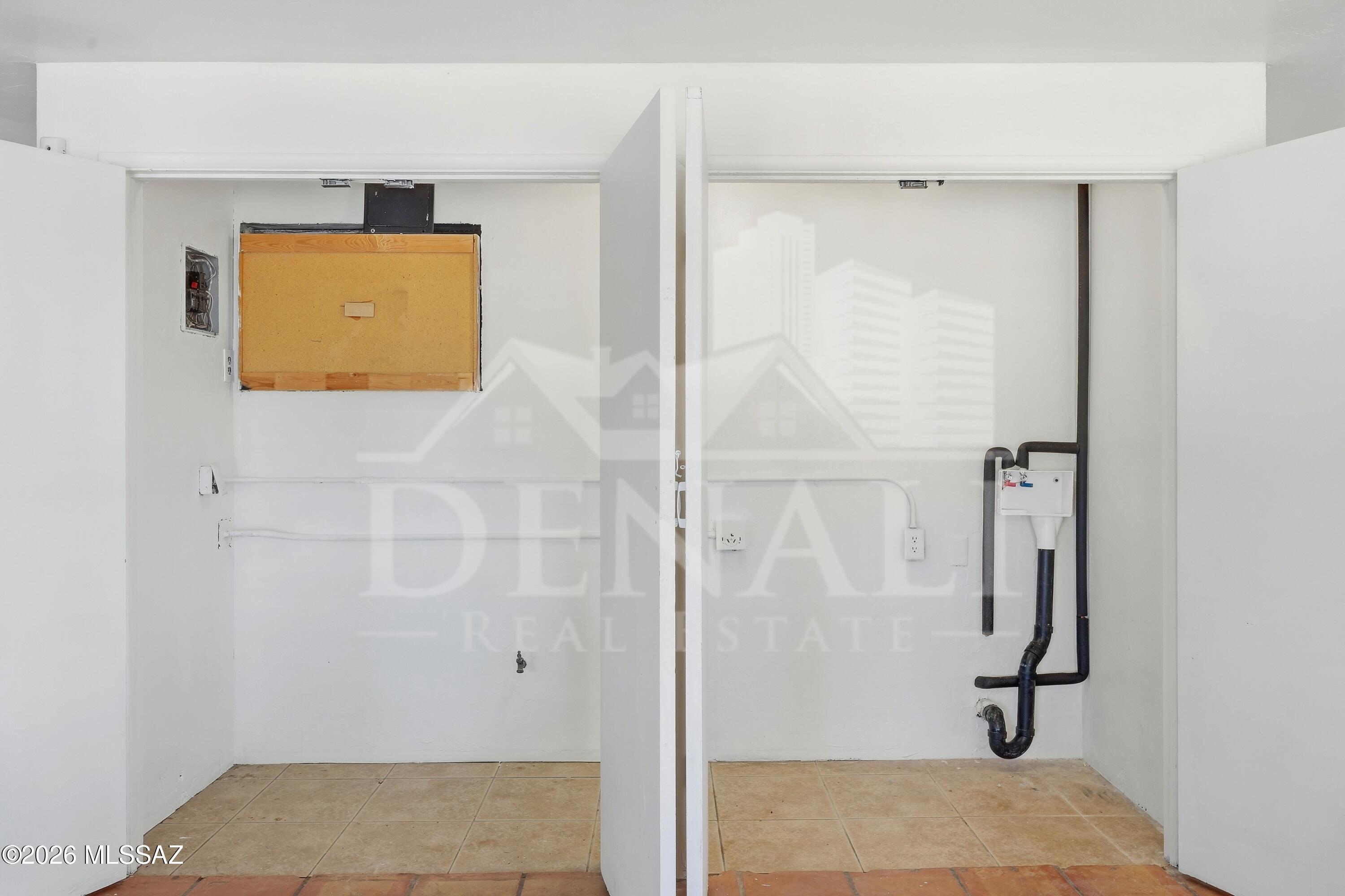 Amphitheater Acres Addn. - Residential Lease