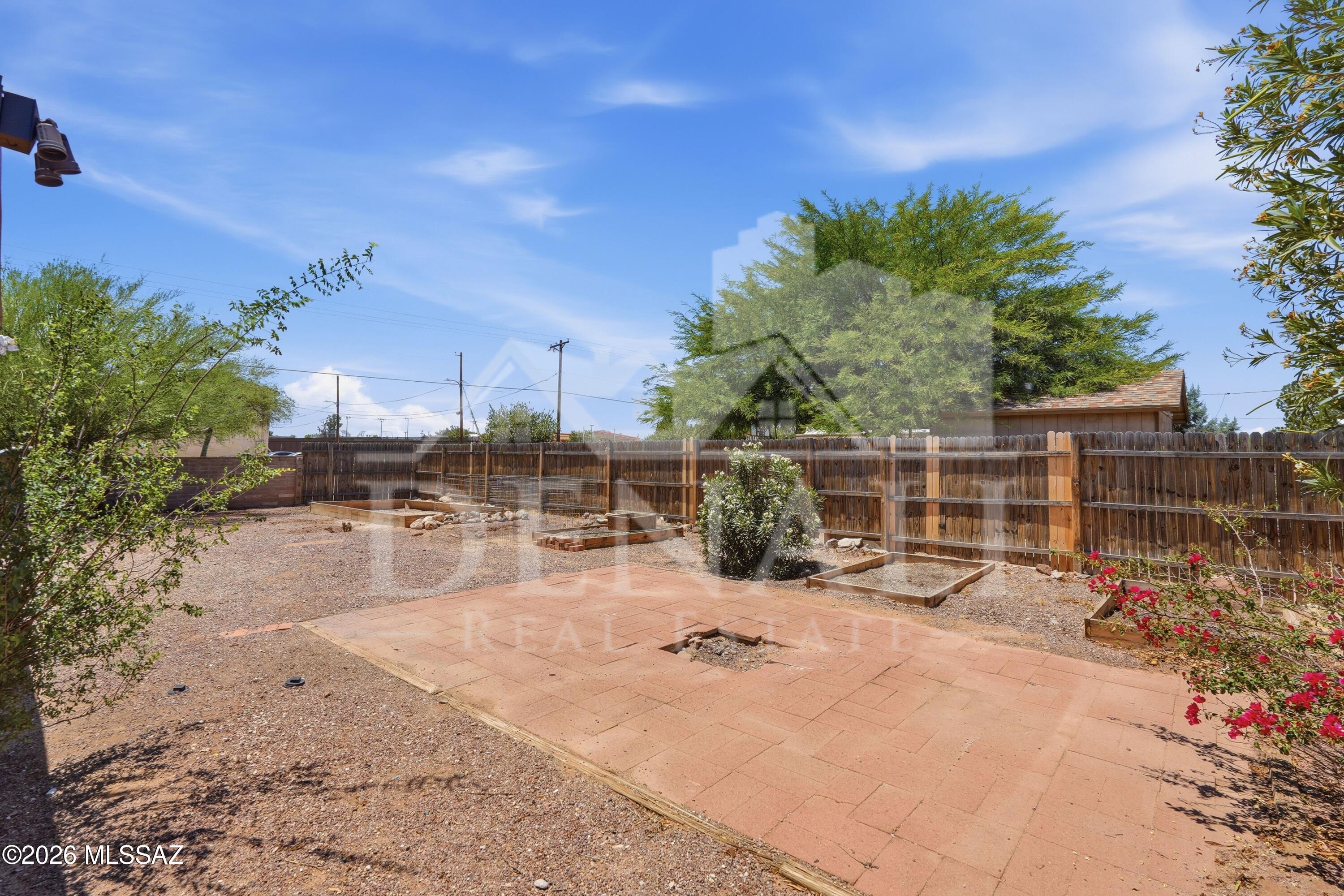 Amphitheater Acres Addn. - Residential Lease