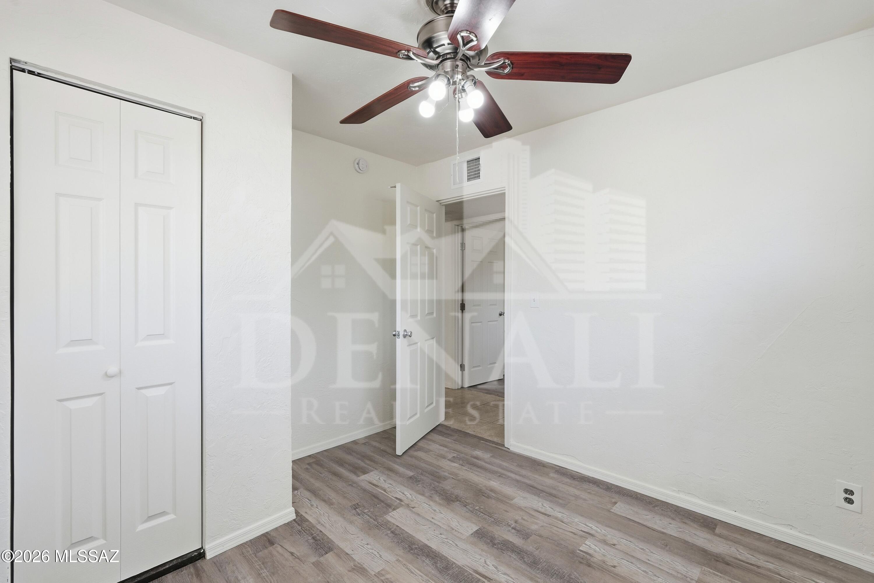 Amphitheater Acres Addn. - Residential Lease