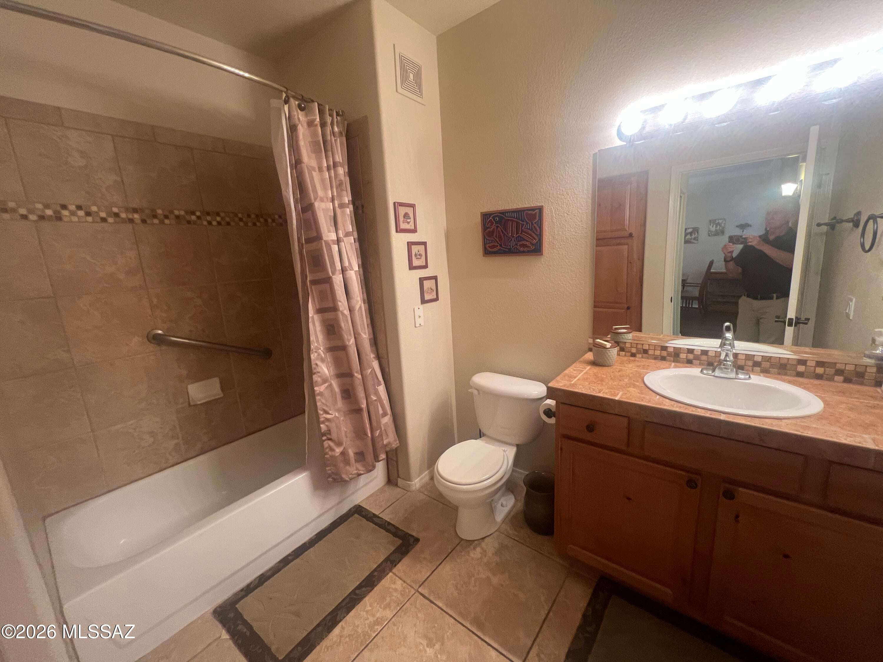 Pinnacle Canyon Condominium - Residential Lease