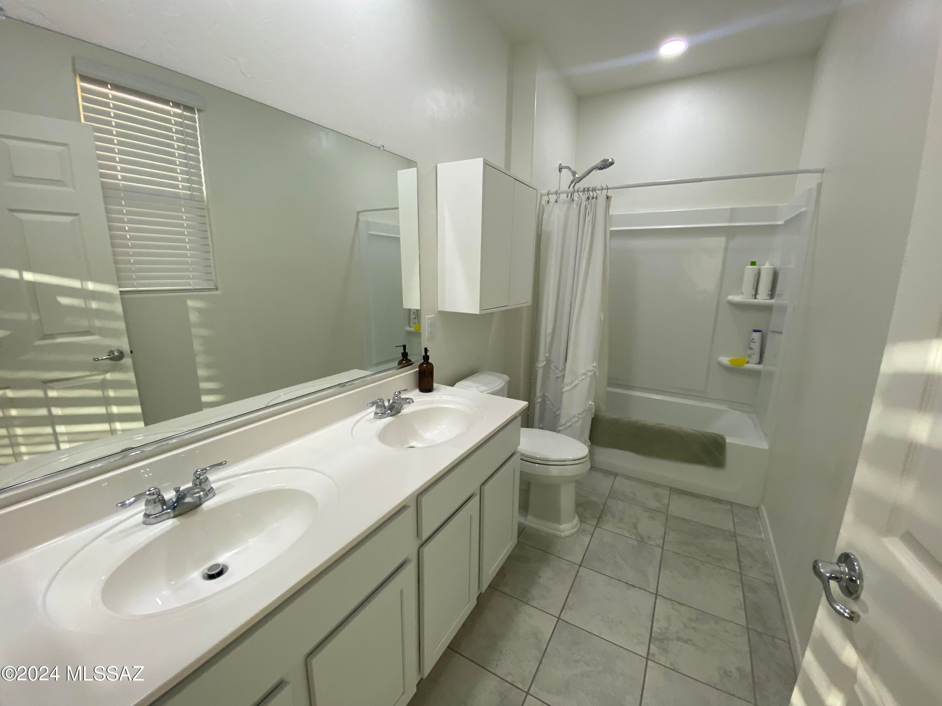Gladden Farms Blocks 36 & 40 - Residential Lease