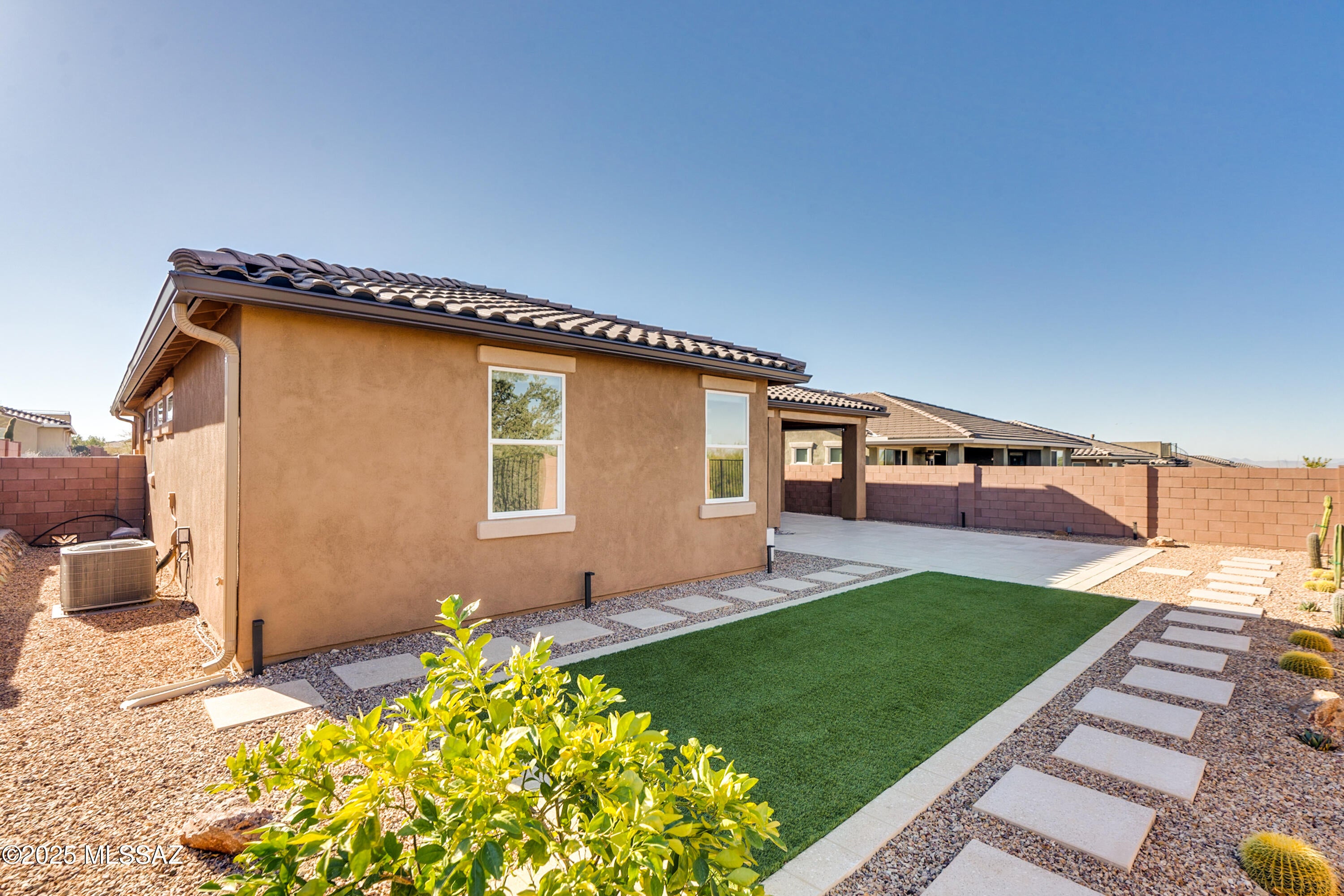 Blue Agave At Dove Mountain - Residential