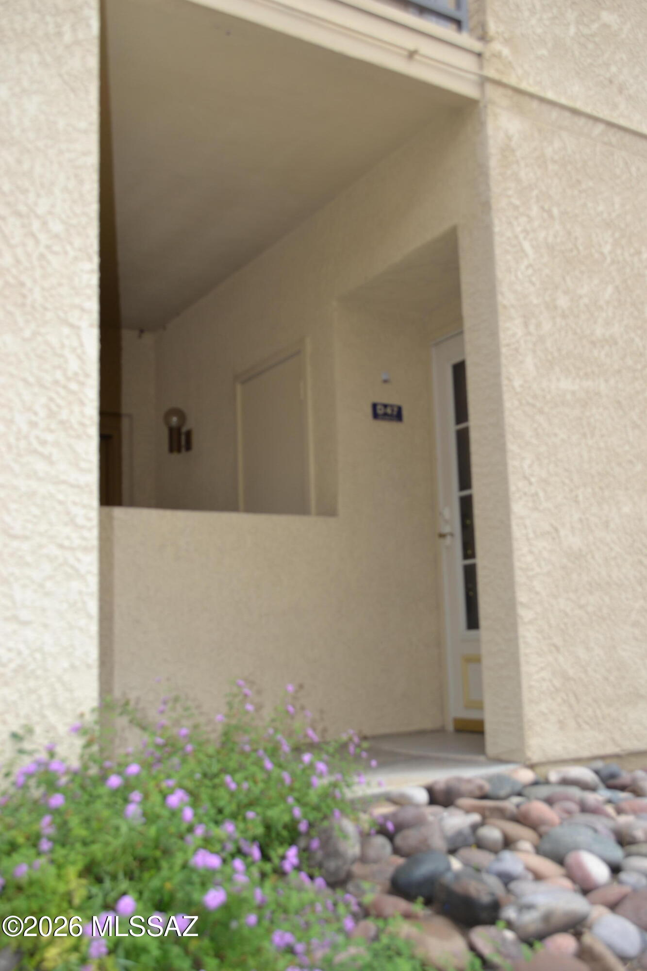 Casitas Real Condos. - Residential Lease
