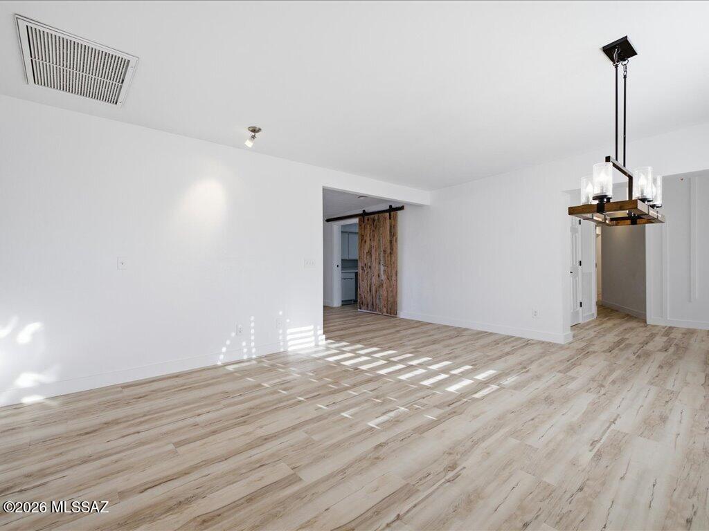 Rancho Feliz (153-352) - Residential