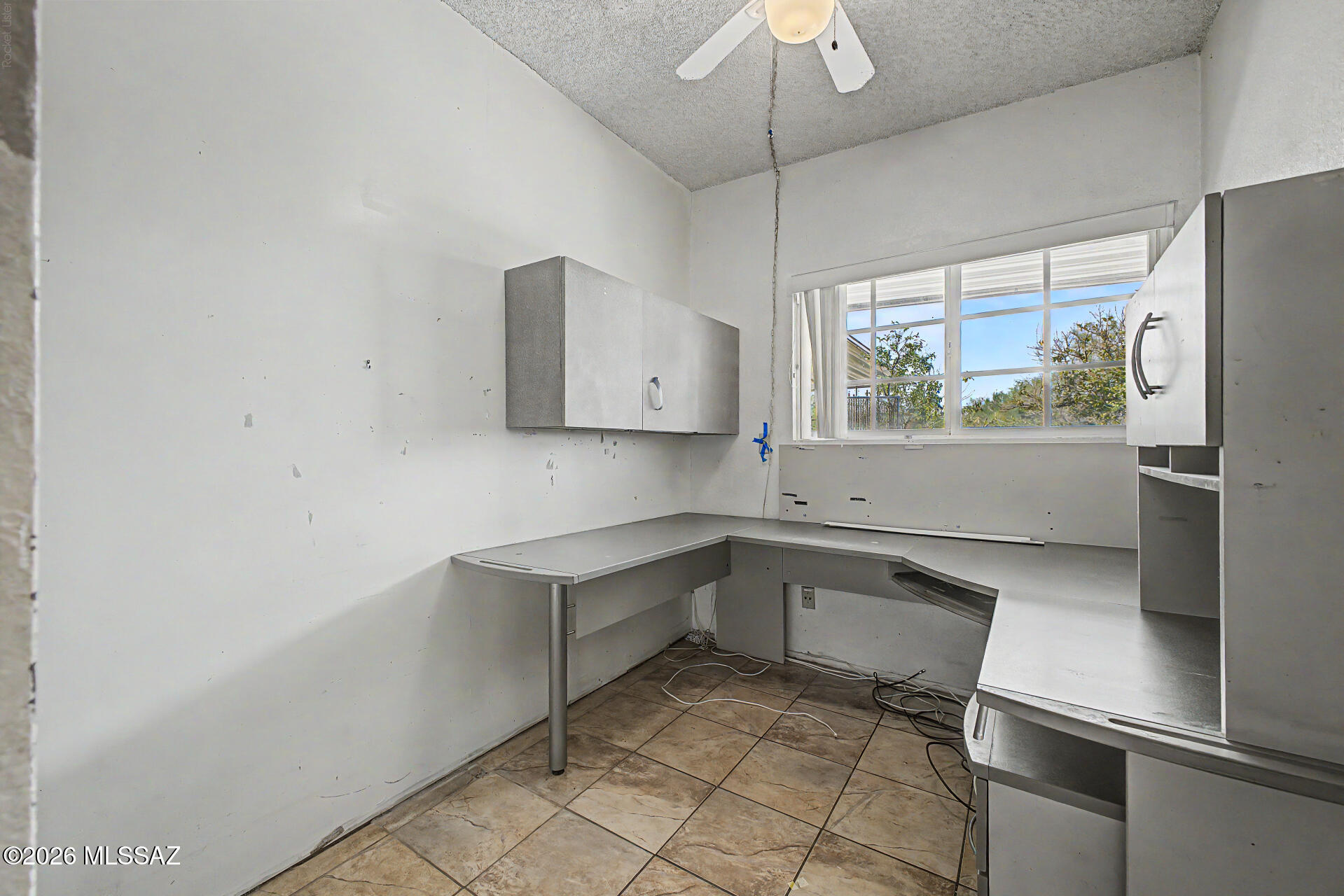 Casas Adobes West (1-220) - Residential