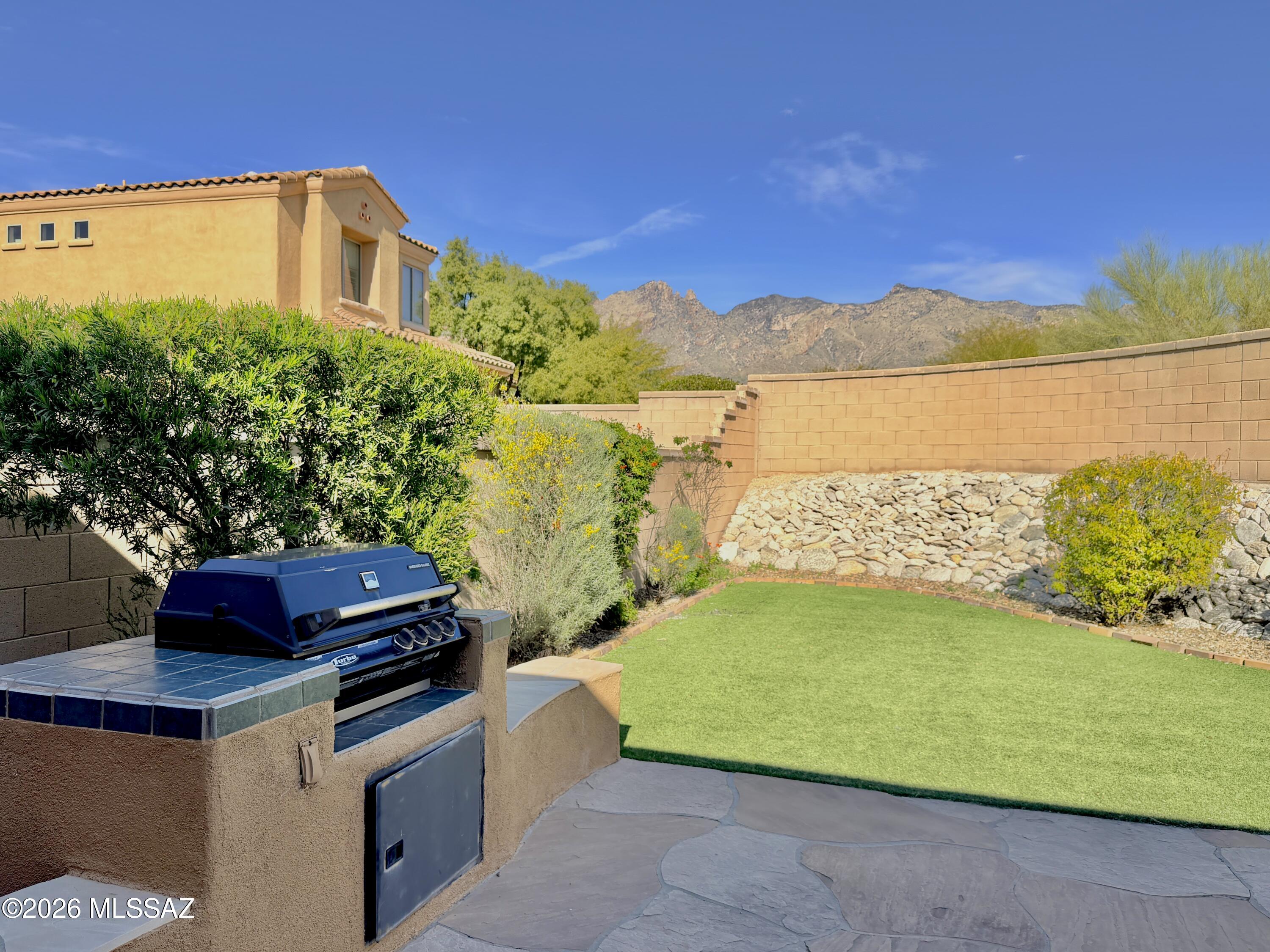Village Five At the Villages Of La Paloma (1-71) - Residential Lease