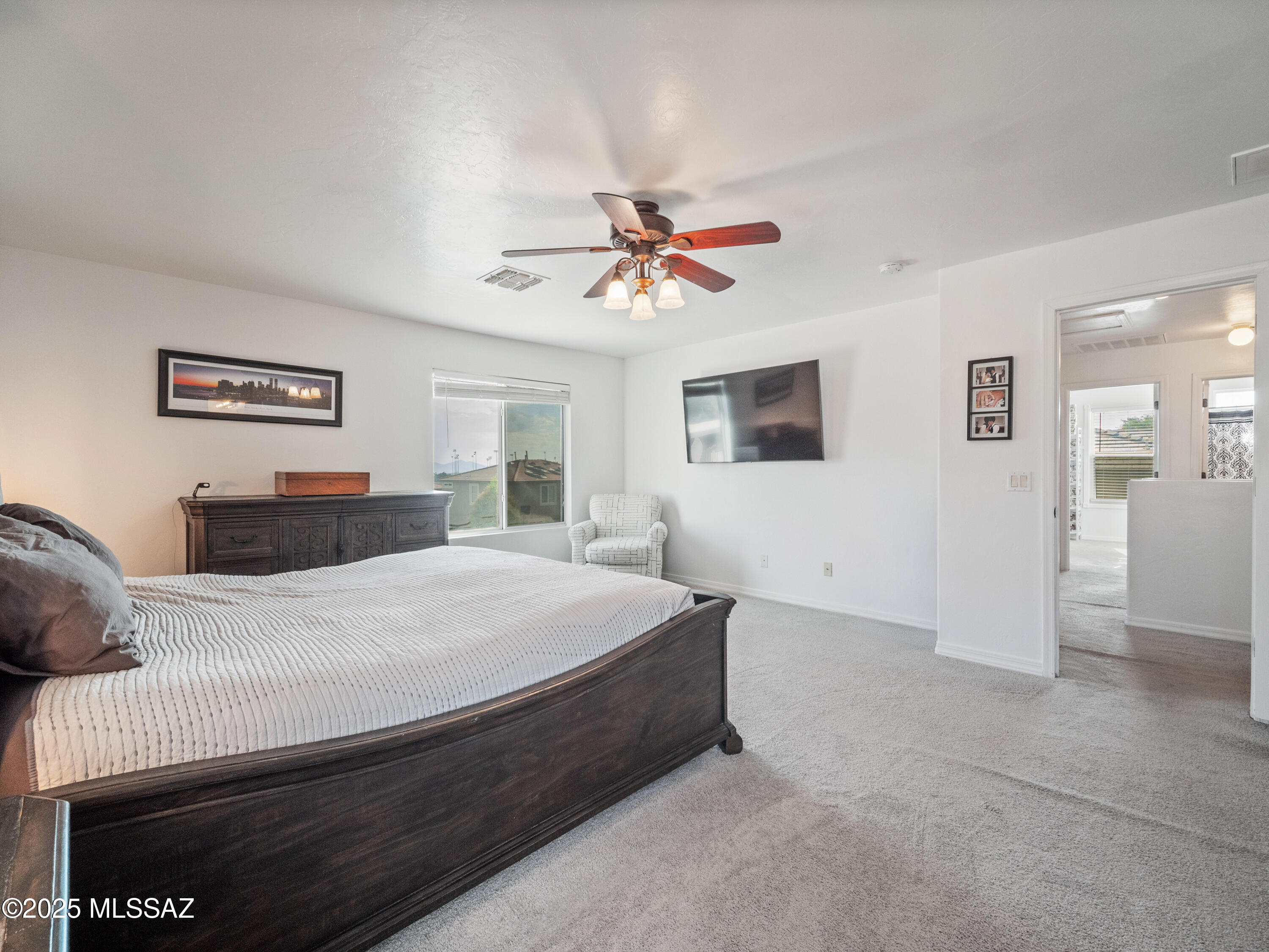 Black Horse (1-411) - Residential