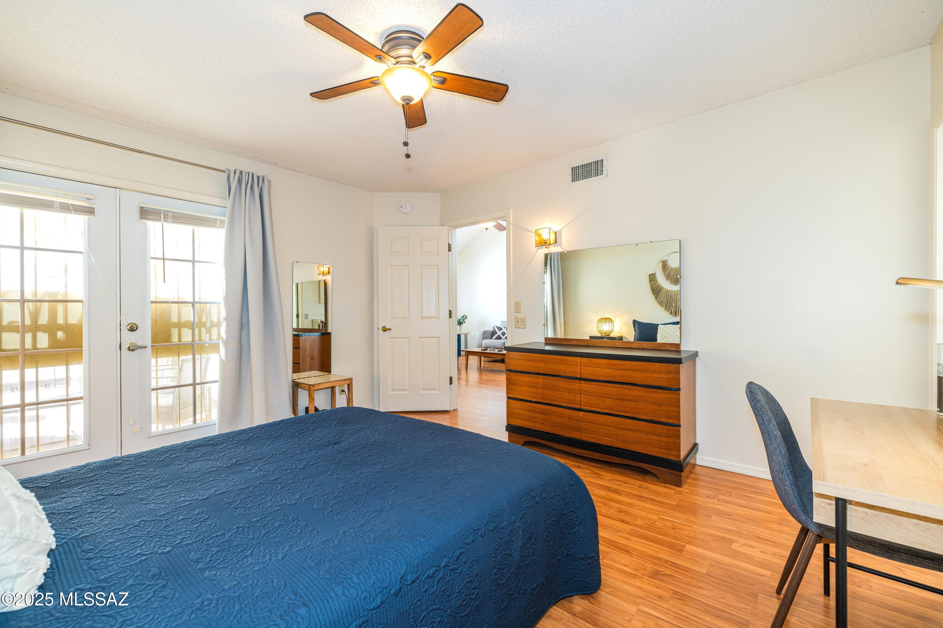 Casitas Real Condos. - Residential