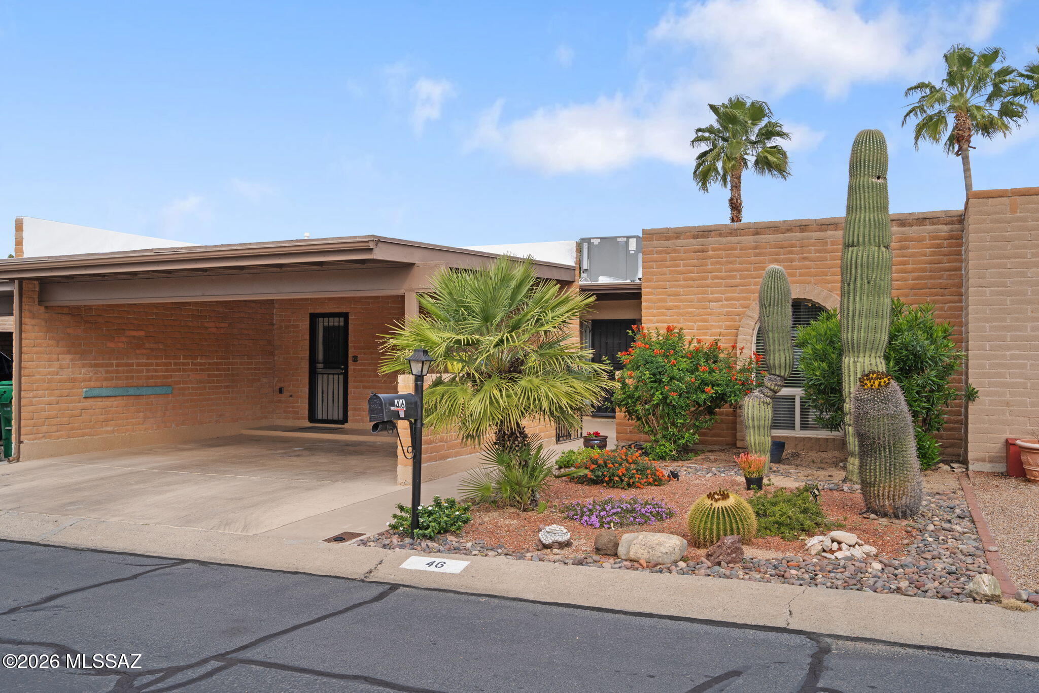*Seller will consider offers between $340,000-$350,000* Welcome to this immaculate townhome in a prime Oro Valley location, convenient to amenities galore. Modern upgrades abound, starting with fresh interior/exterior paint and upgraded sliding doors, seamlessly connecting indoor and outdoor spaces. The remodeled kitchen and bathrooms shine with all new granite countertops, refinished cabinets, updated fixtures and lighting, tiled shower/tub, and some new appliances. Enjoy low maintenance living with no carpet anywhere! Freshly grouted tile flooring adds to the turnkey appeal. Popcorn ceilings have been removed, retextured and repainted. Outside, mature landscaping provides privacy, charm, and a serene desert backdrop. This move-in ready gem combines location and quality- an exceptional opportunity in the heart of Oro Valley. Please see attached list of improvements for more!
