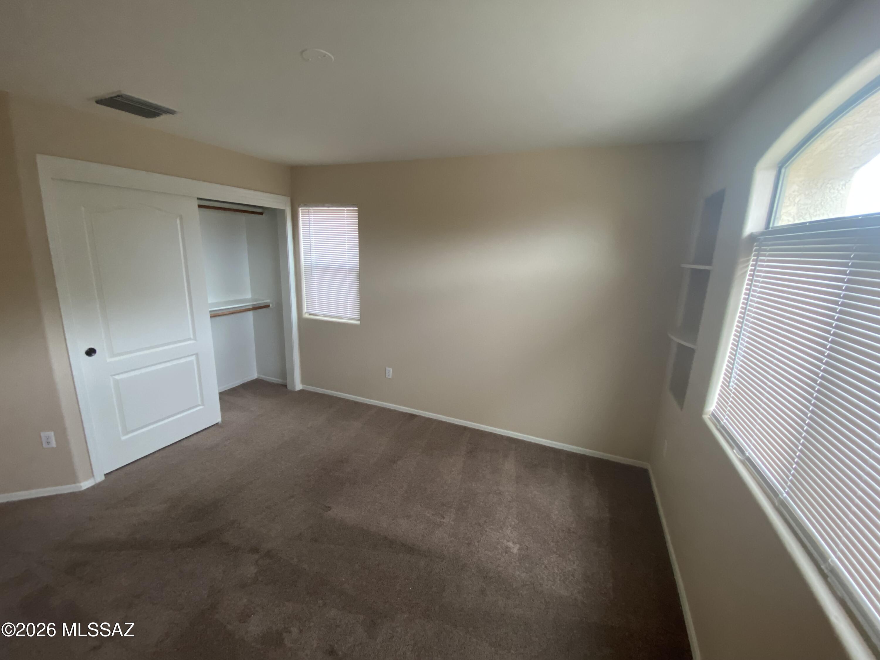 Valencia Reserve South (1-315) - Residential Lease