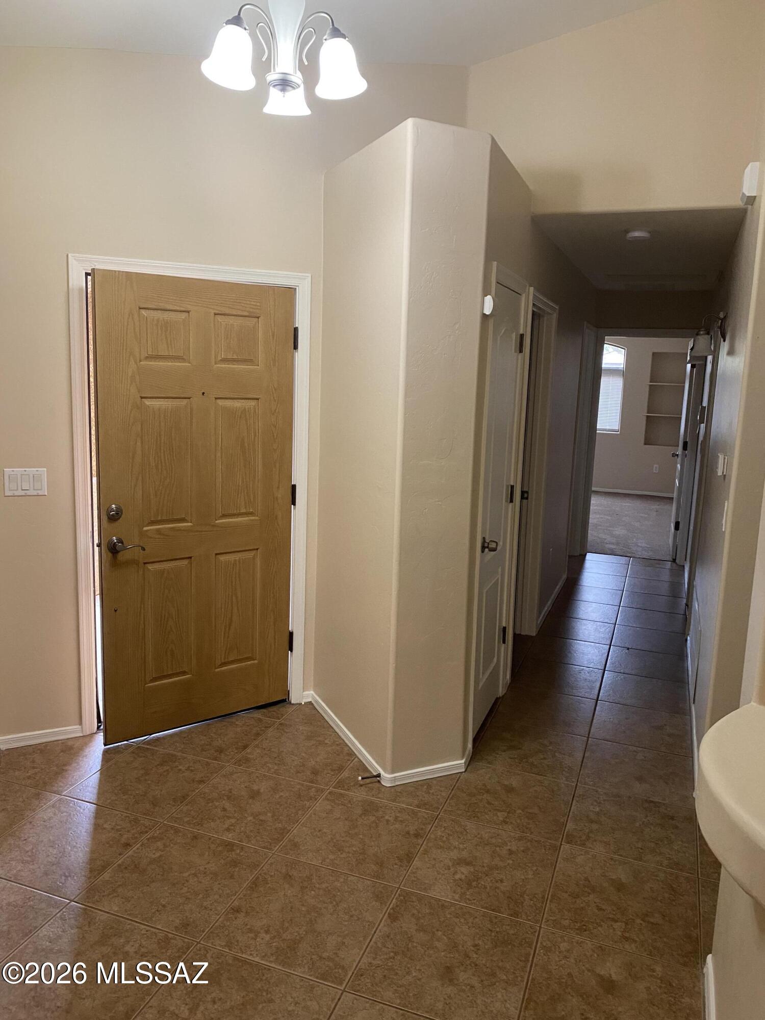 Valencia Reserve South (1-315) - Residential Lease