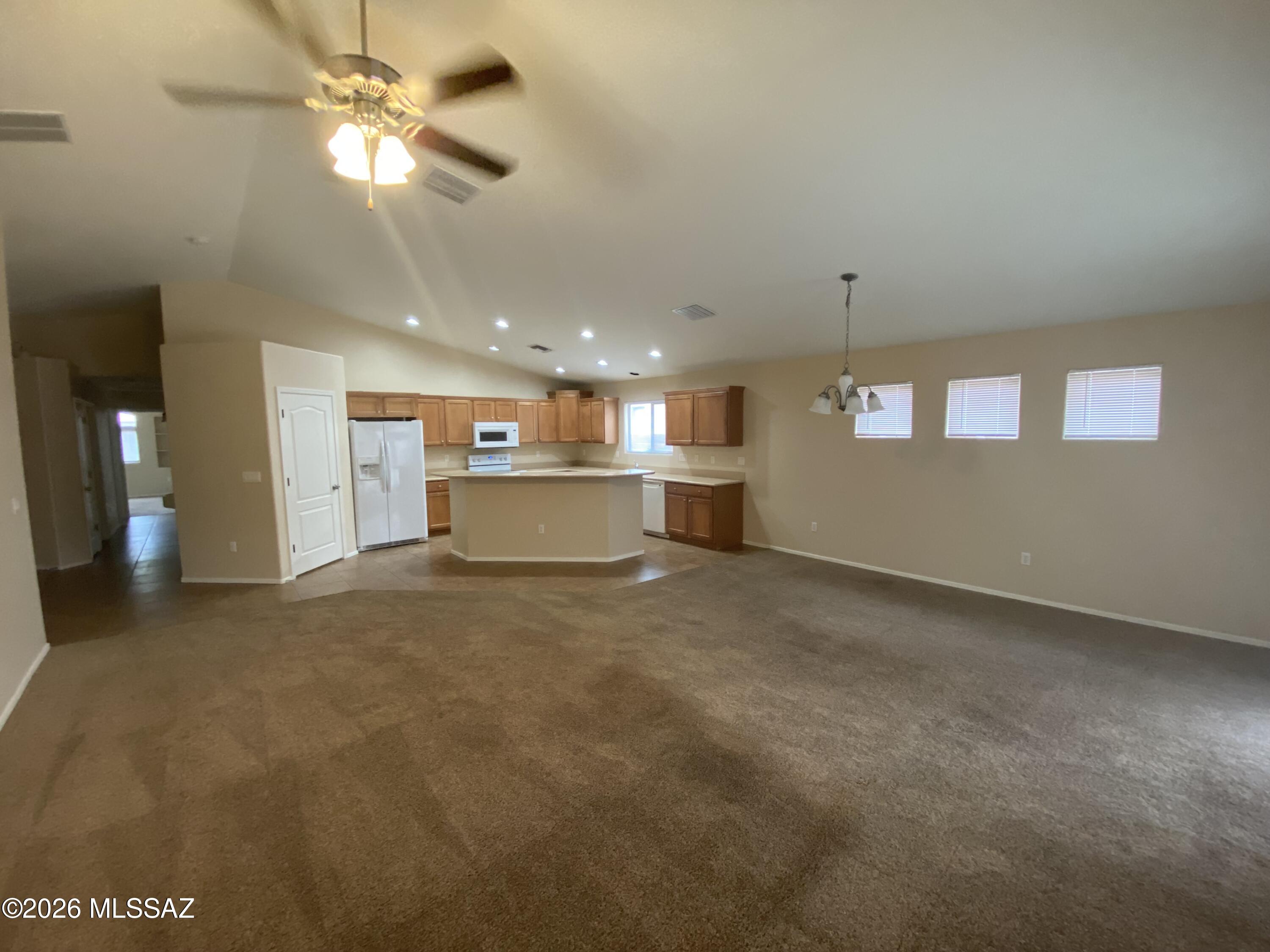 Valencia Reserve South (1-315) - Residential Lease