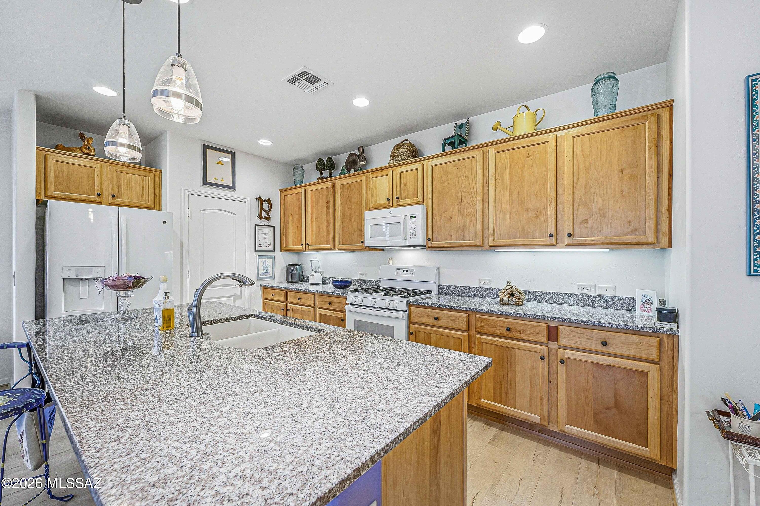 Quail Creek II Unit 33B SQ20161810746 - Residential