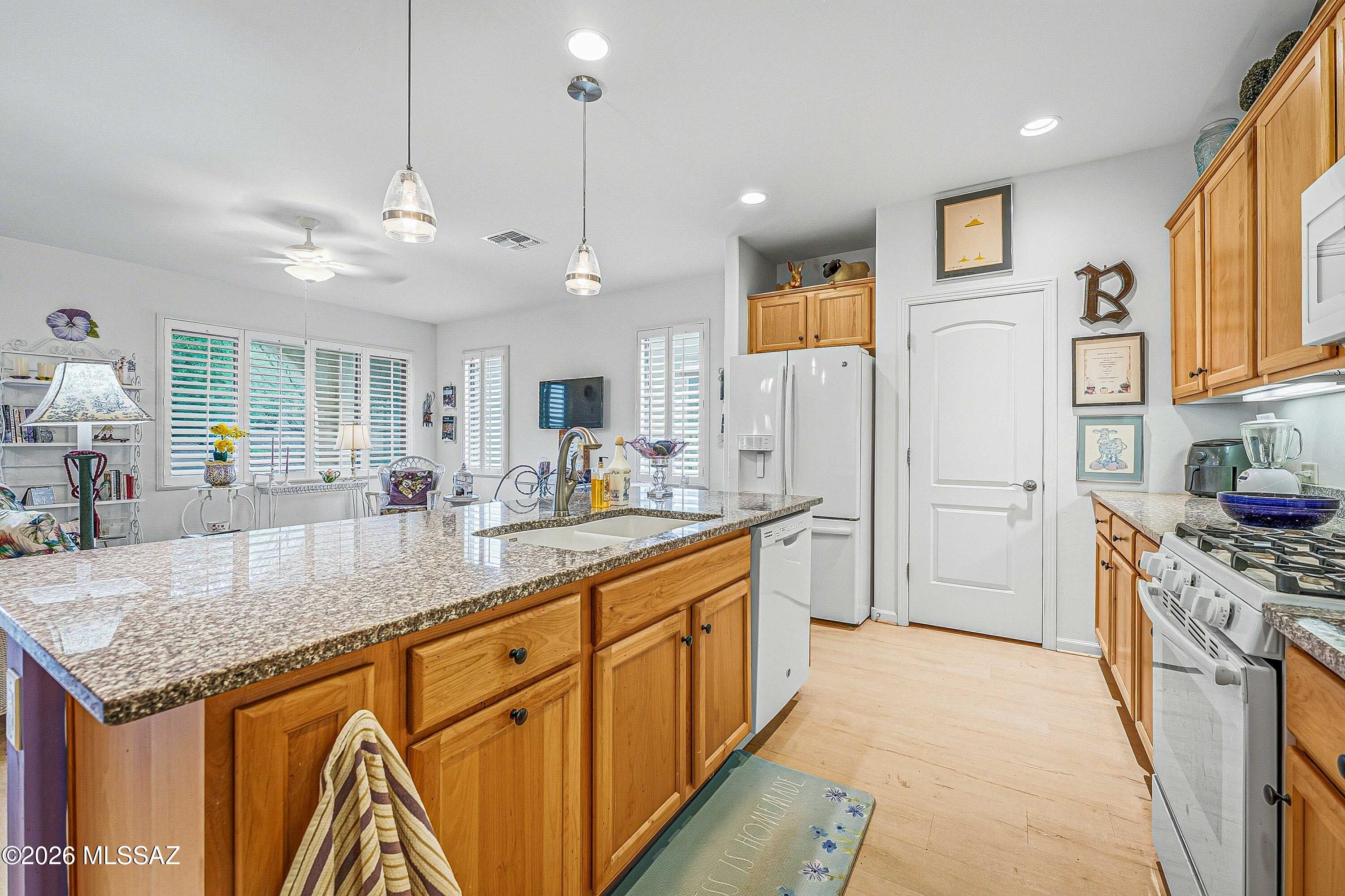 Quail Creek II Unit 33B SQ20161810746 - Residential