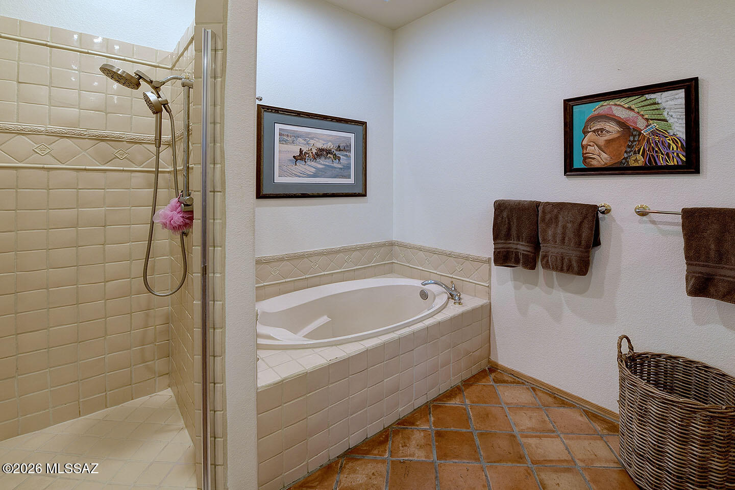 Country Club Vista (1-74) - Residential