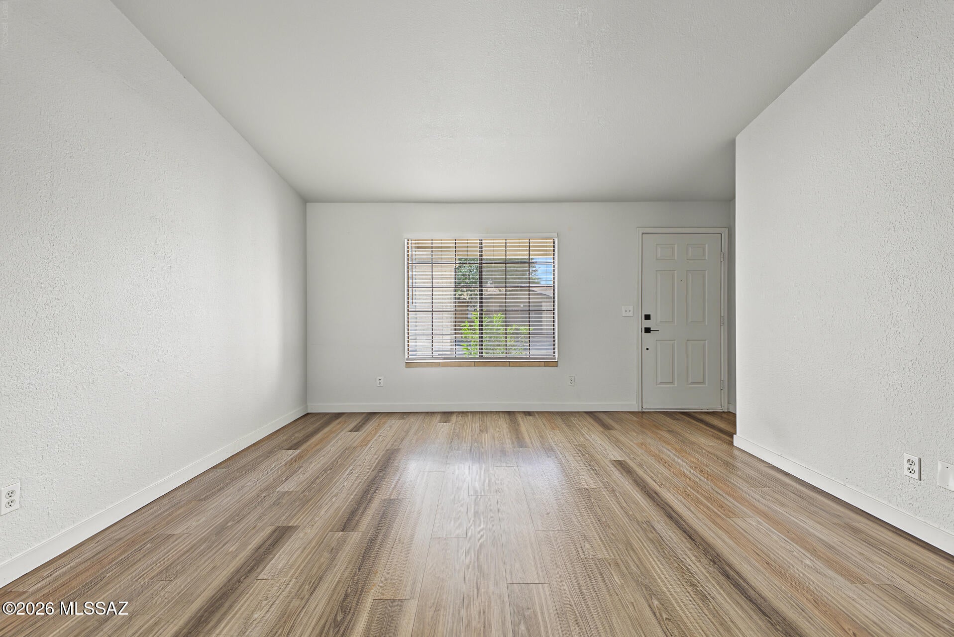 Country Hollow (1-39) - Residential