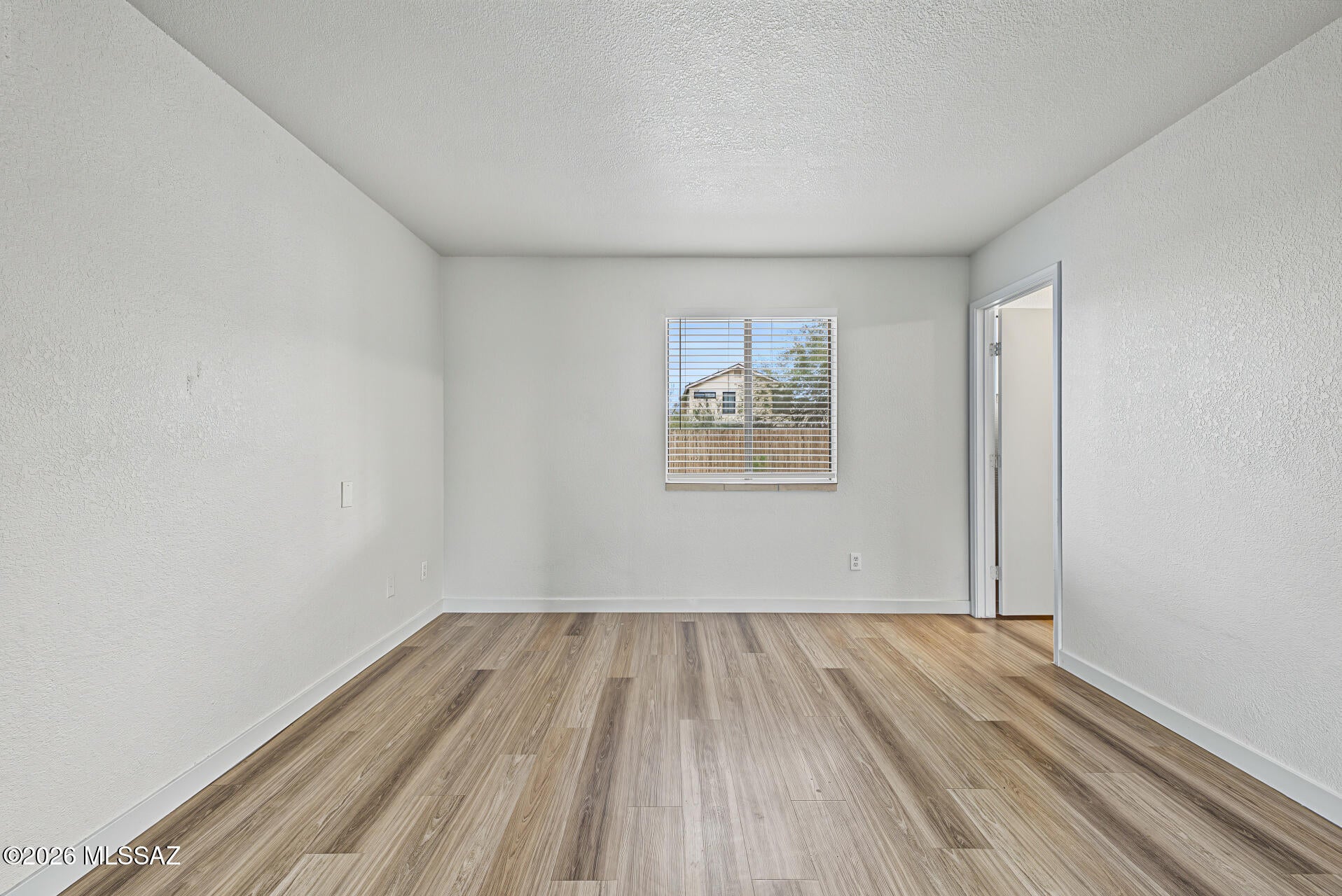 Country Hollow (1-39) - Residential