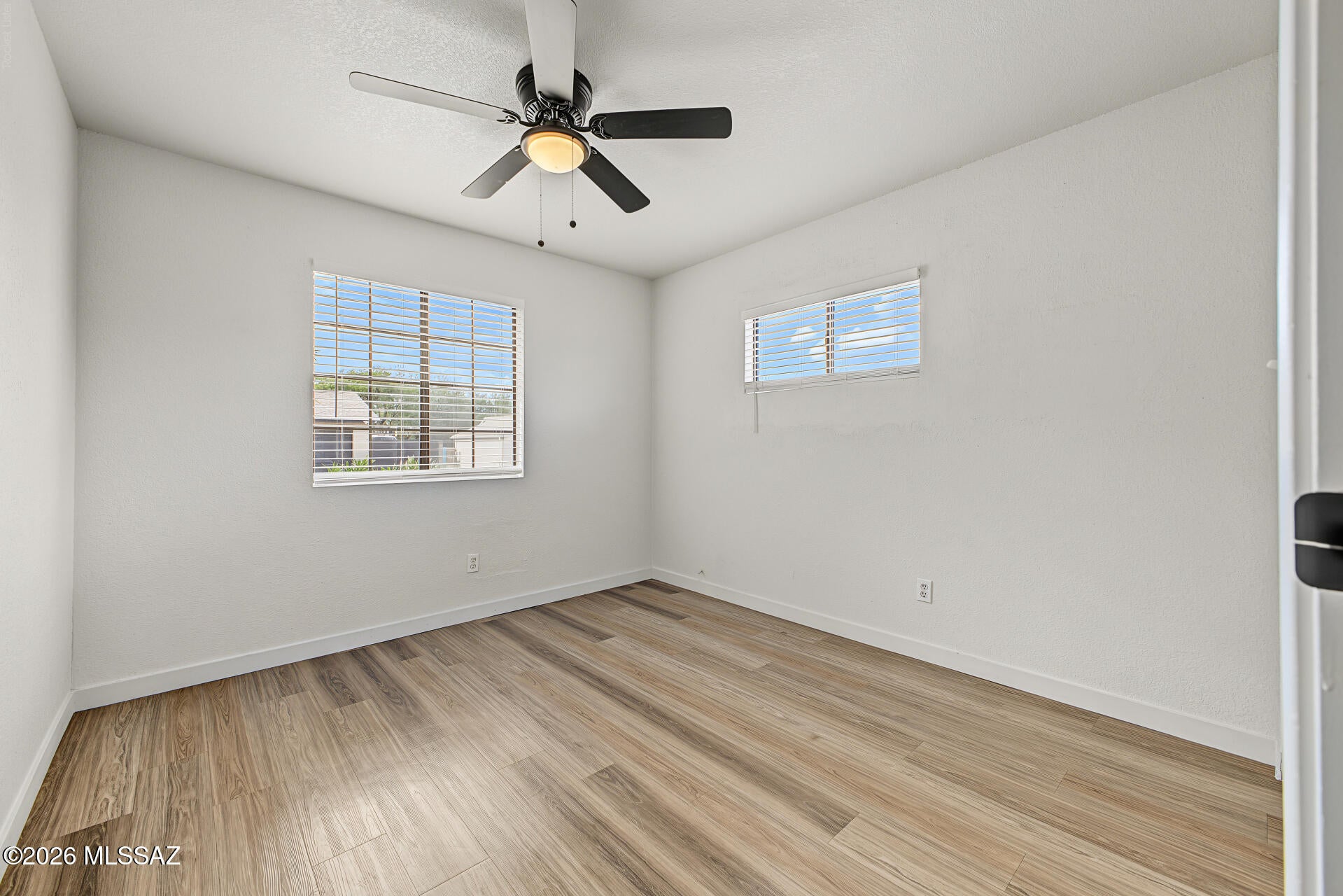 Country Hollow (1-39) - Residential