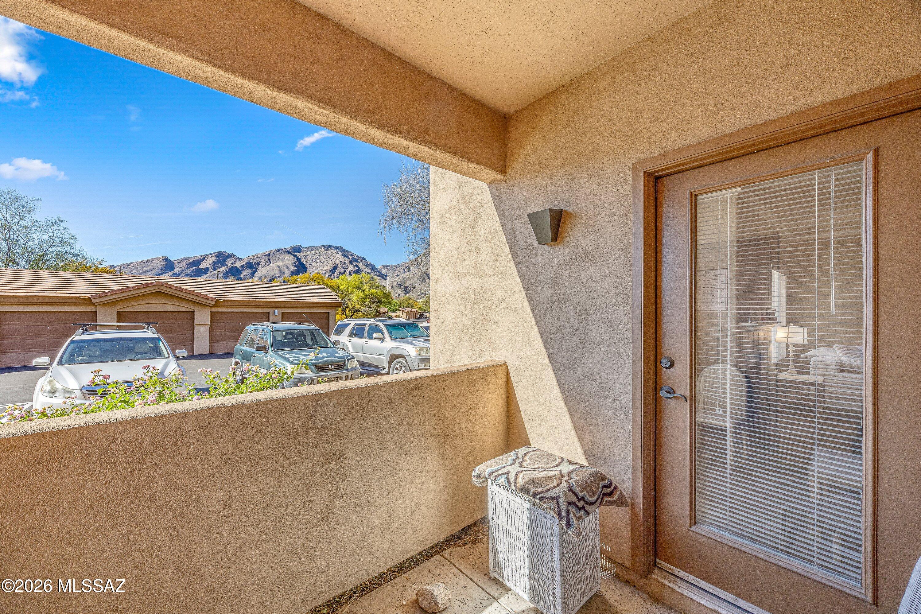Pinnacle Canyon Condominium - Residential