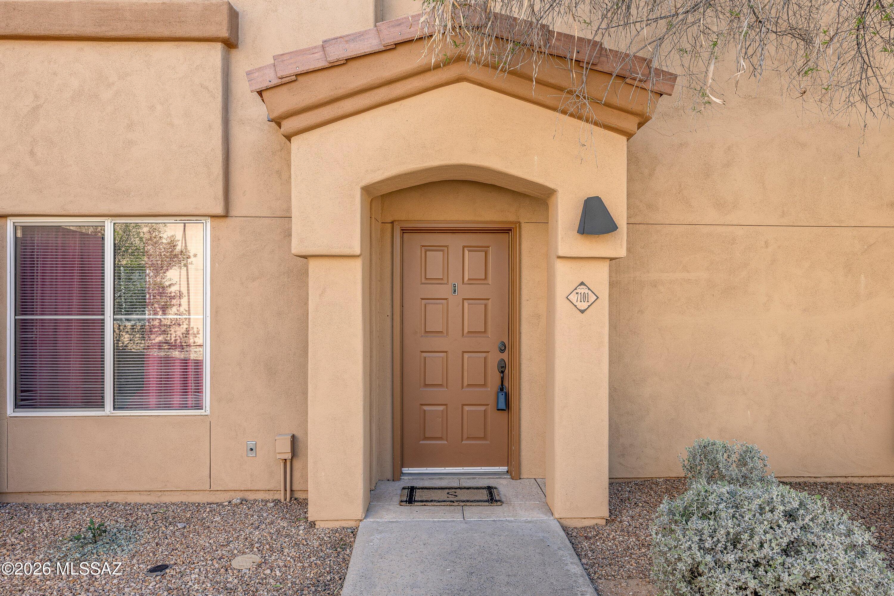 Pinnacle Canyon Condominium - Residential