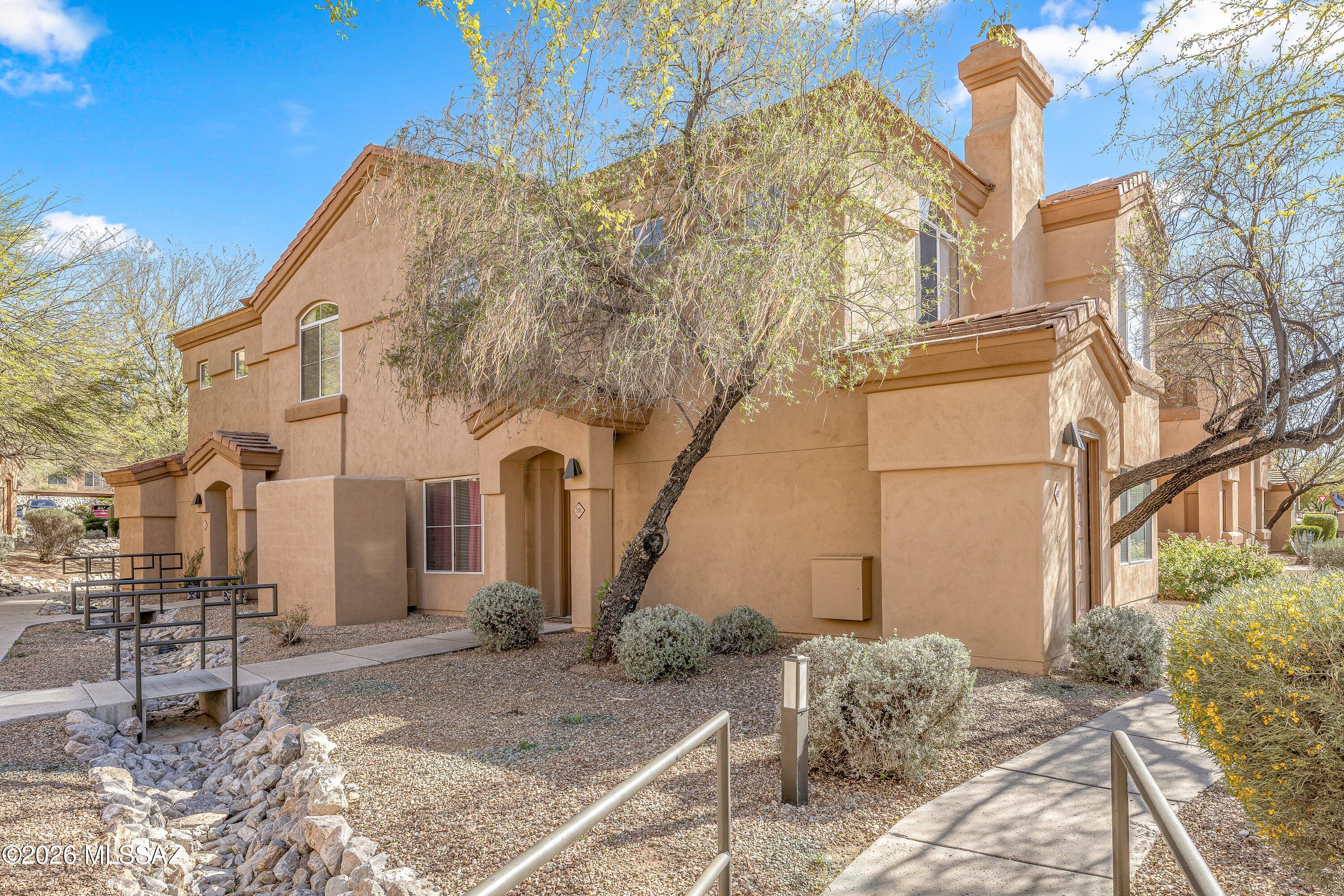 Pinnacle Canyon Condominium - Residential