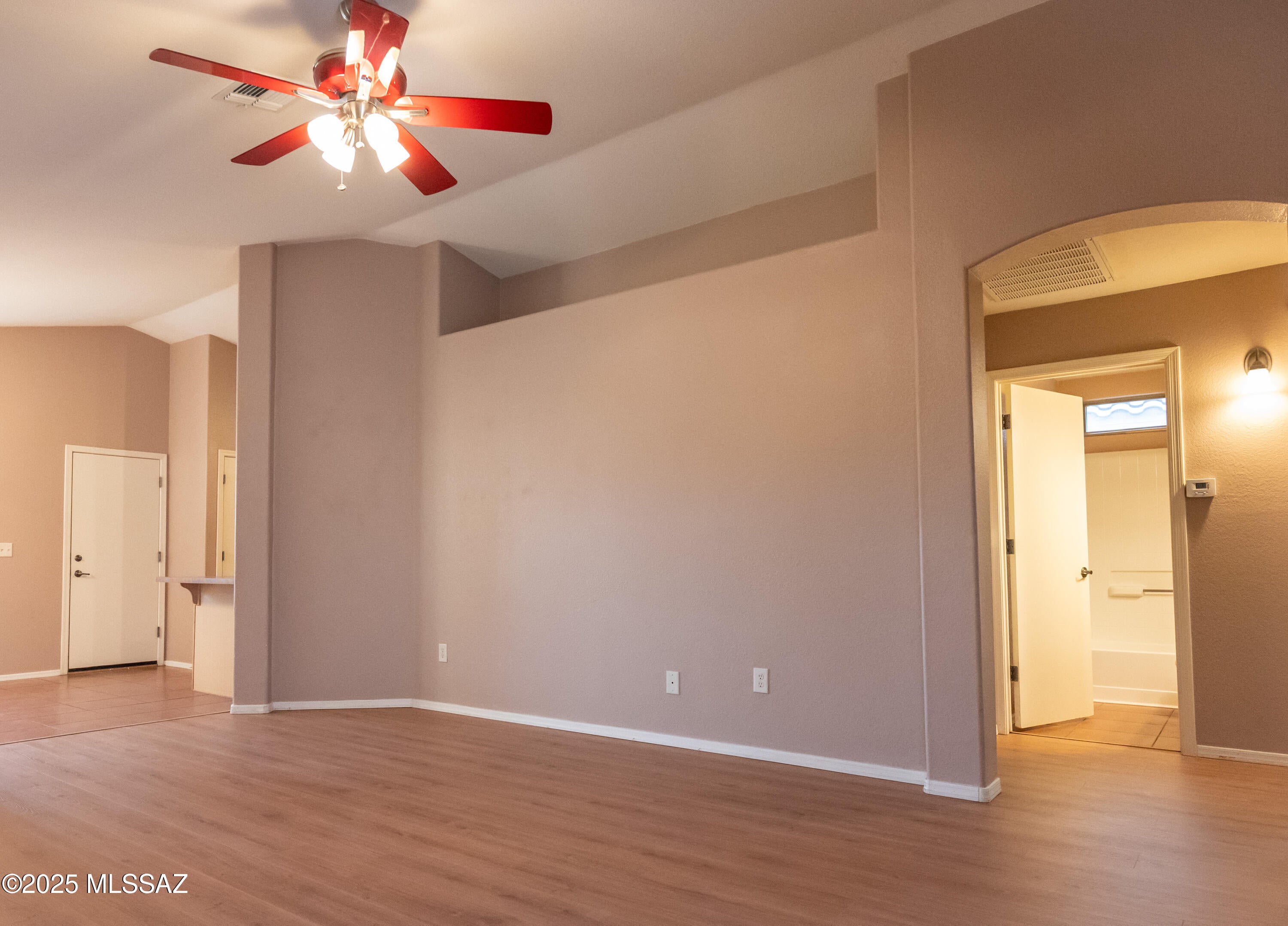 Rancho Del Lago (608-1030) - Residential Lease
