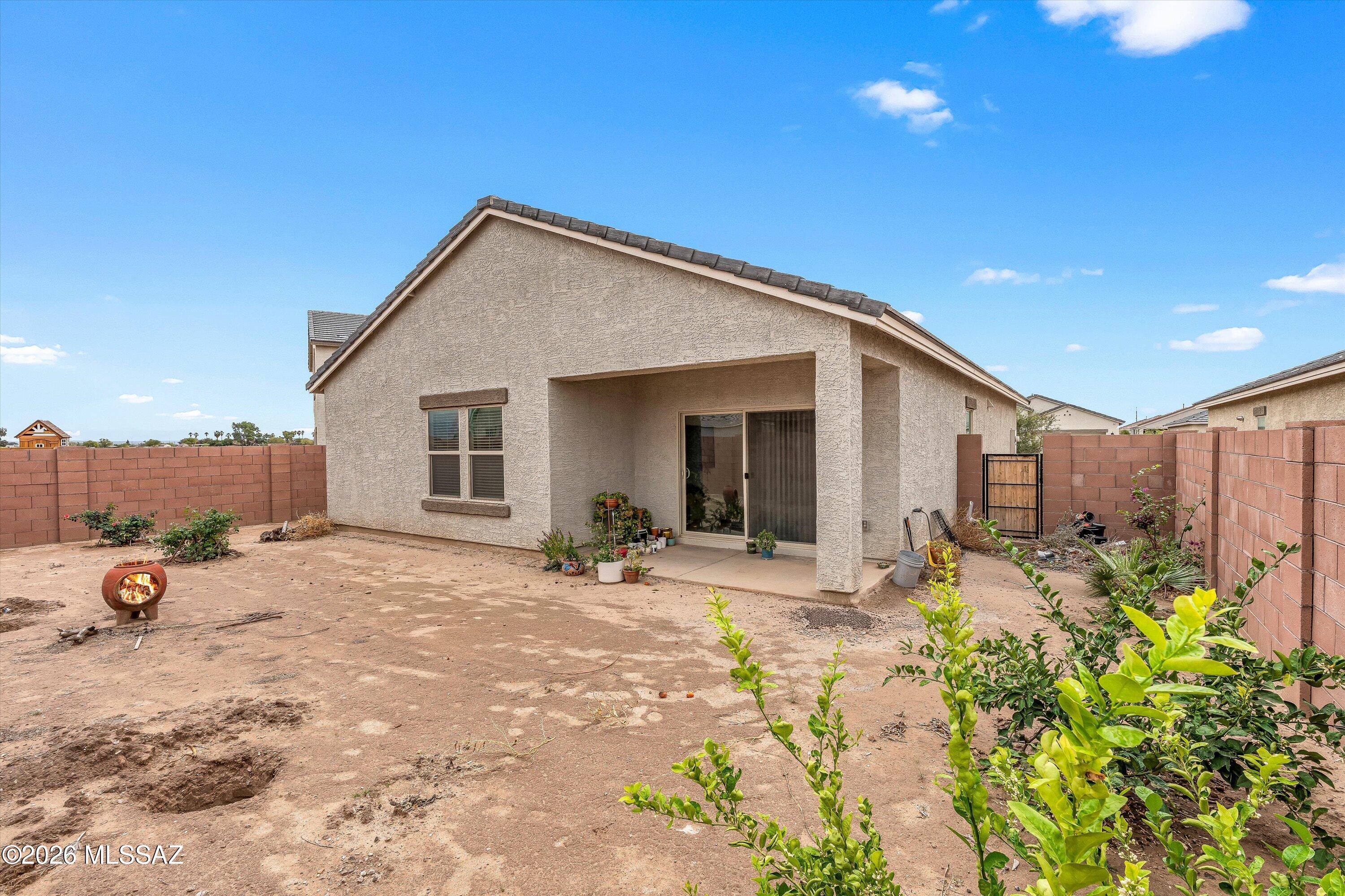 The Village at Barnett - Residential