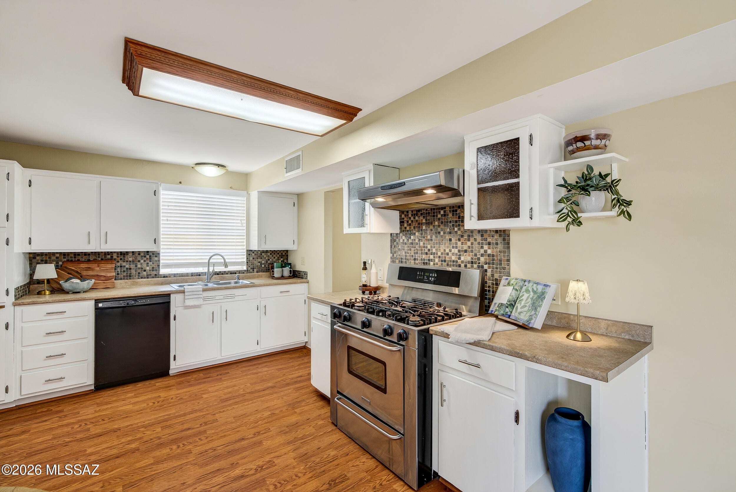 Longview Estates (194-470) - Residential