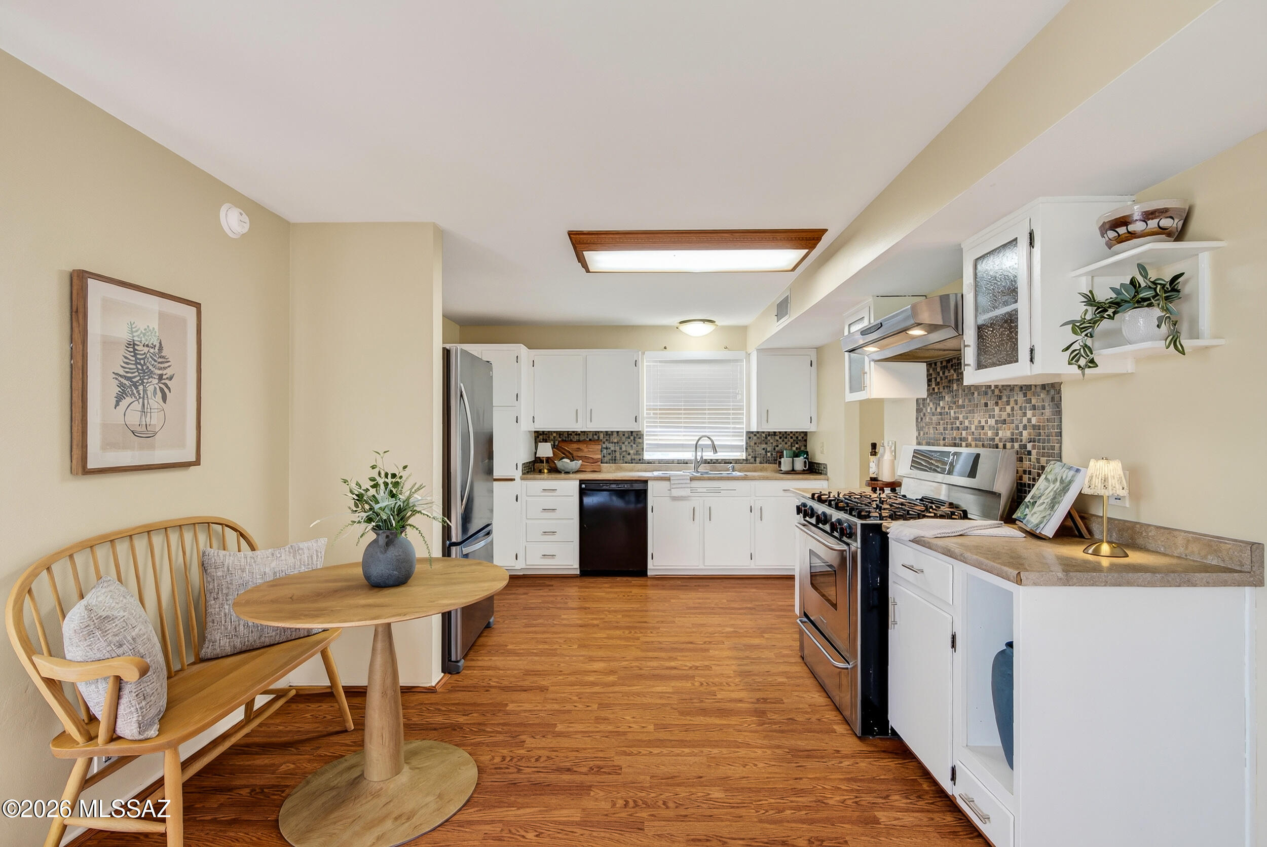 Longview Estates (194-470) - Residential
