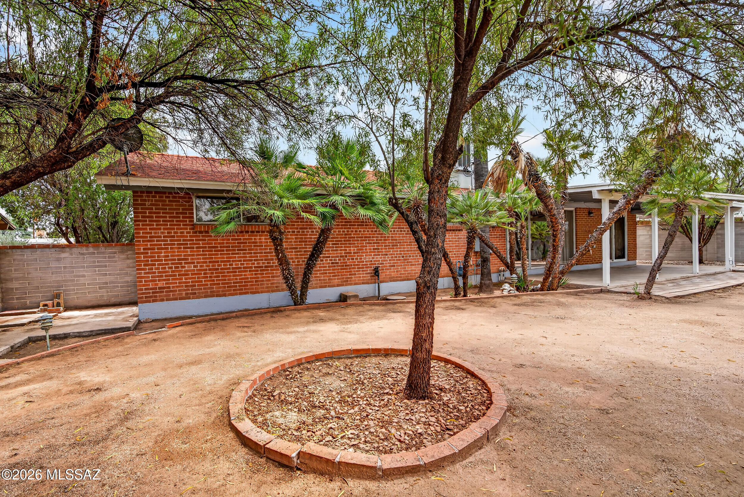 Longview Estates (194-470) - Residential