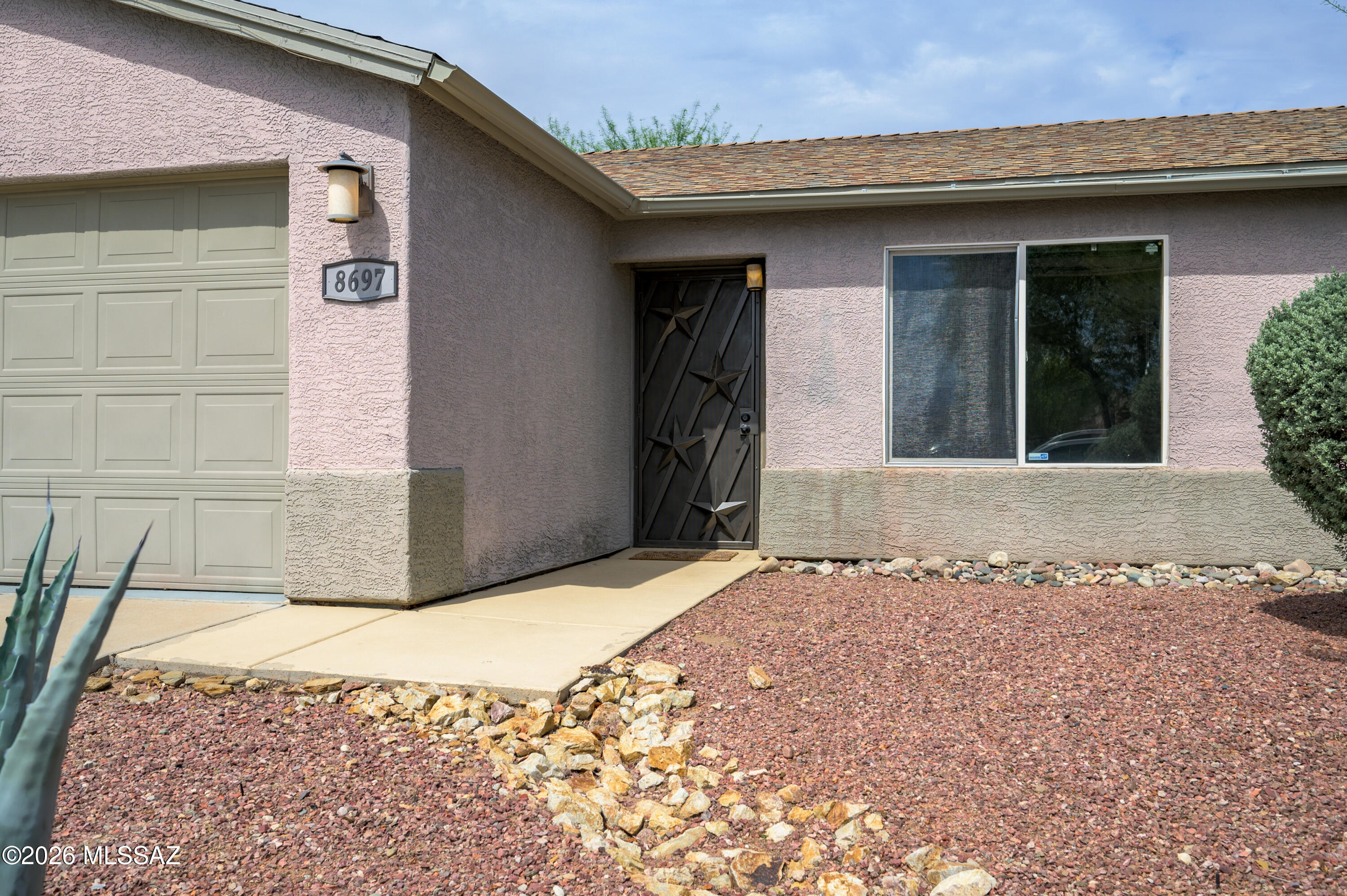 Silver Moon (1-101) - Residential