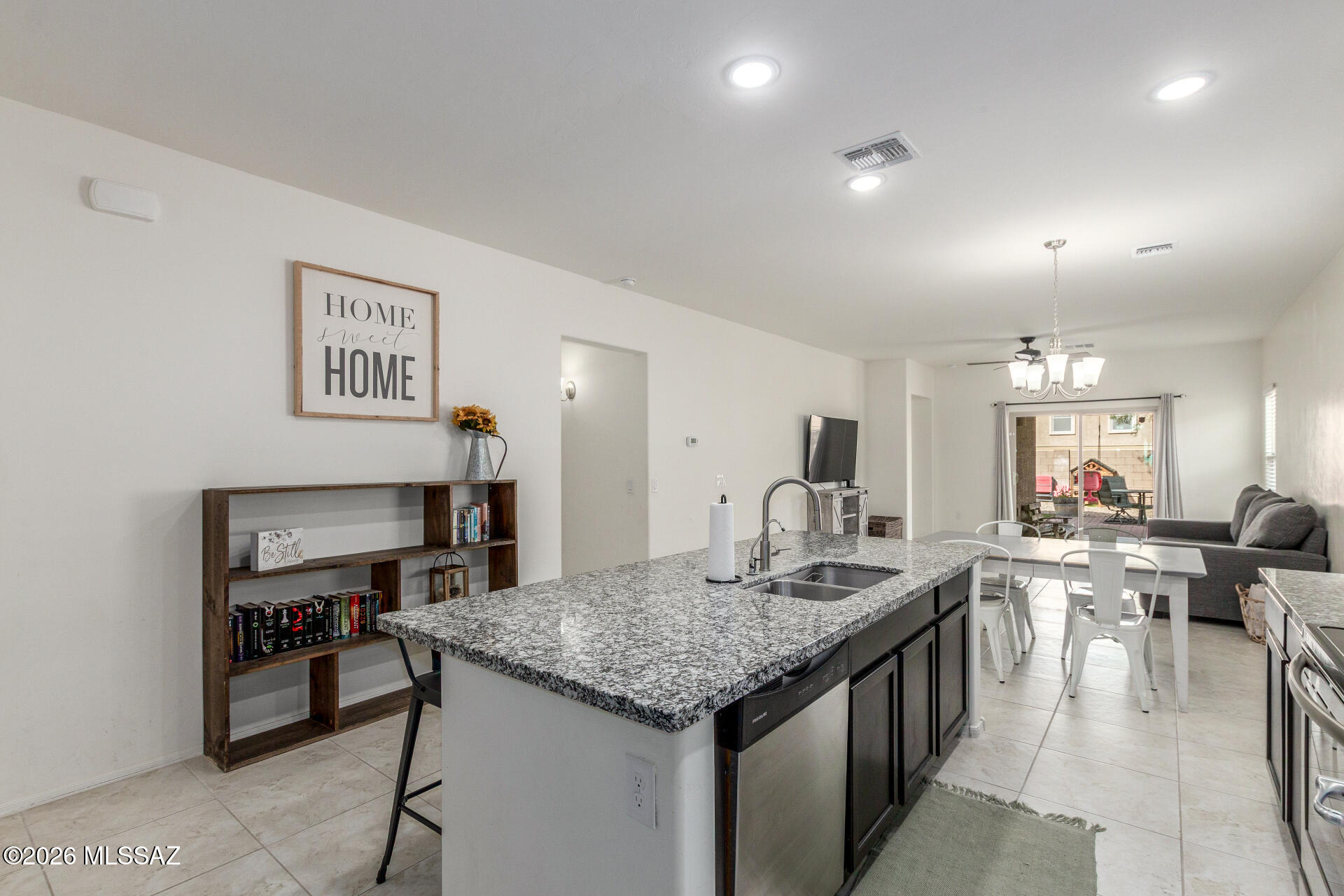 Saguaro Bloom Block 3 - Residential