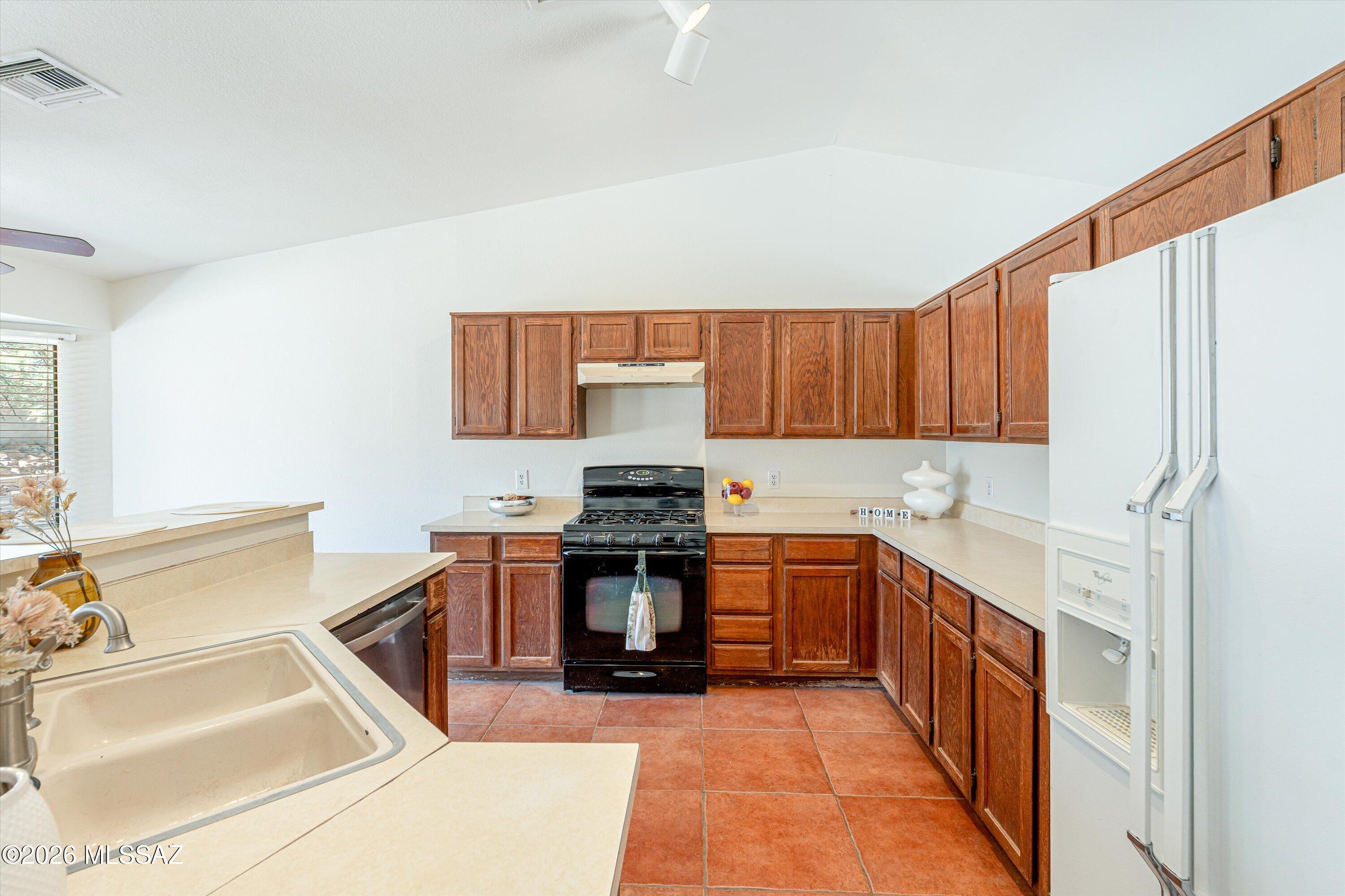 Oak Tree at Midvale (520-620) - Residential
