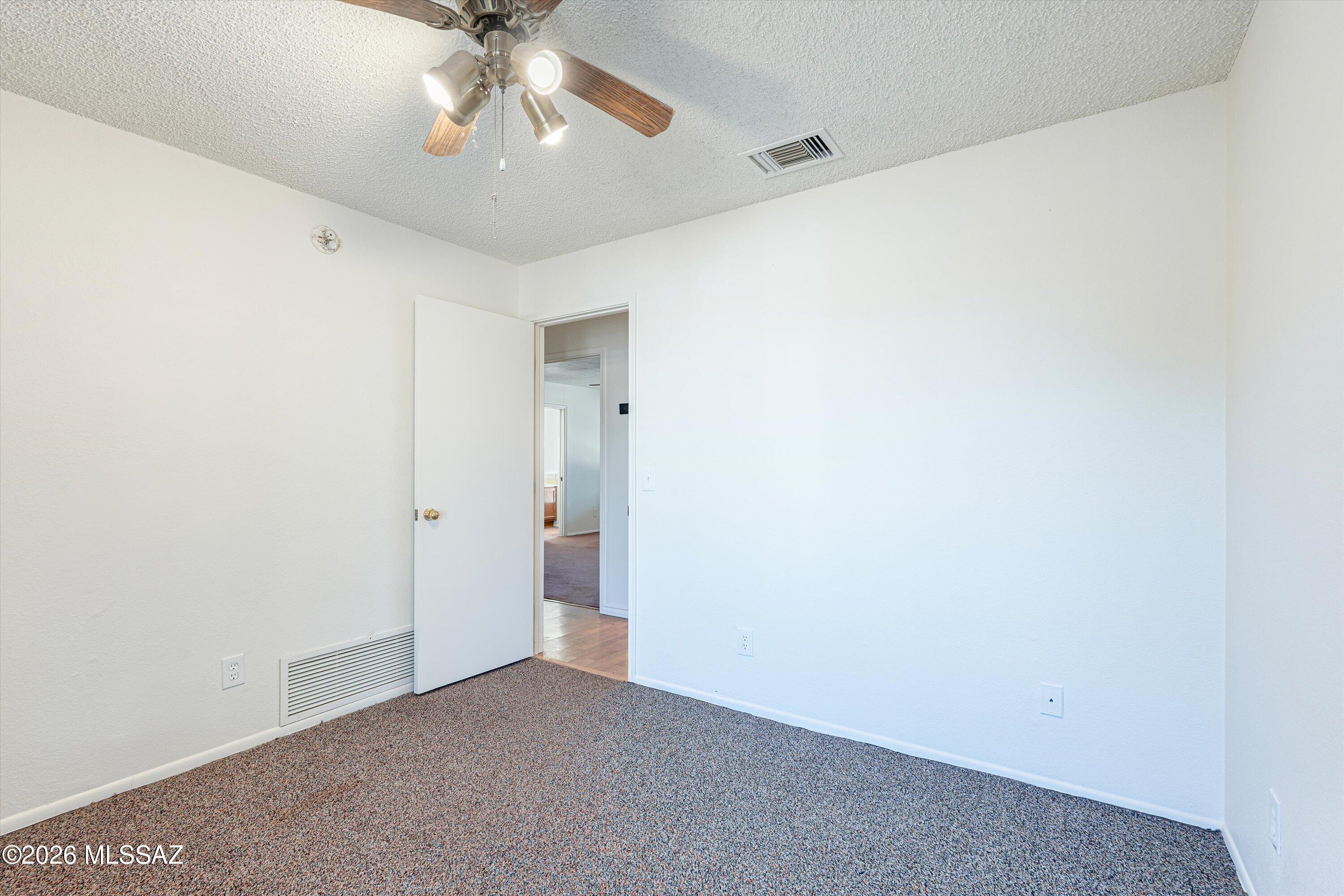 Oak Tree at Midvale (520-620) - Residential